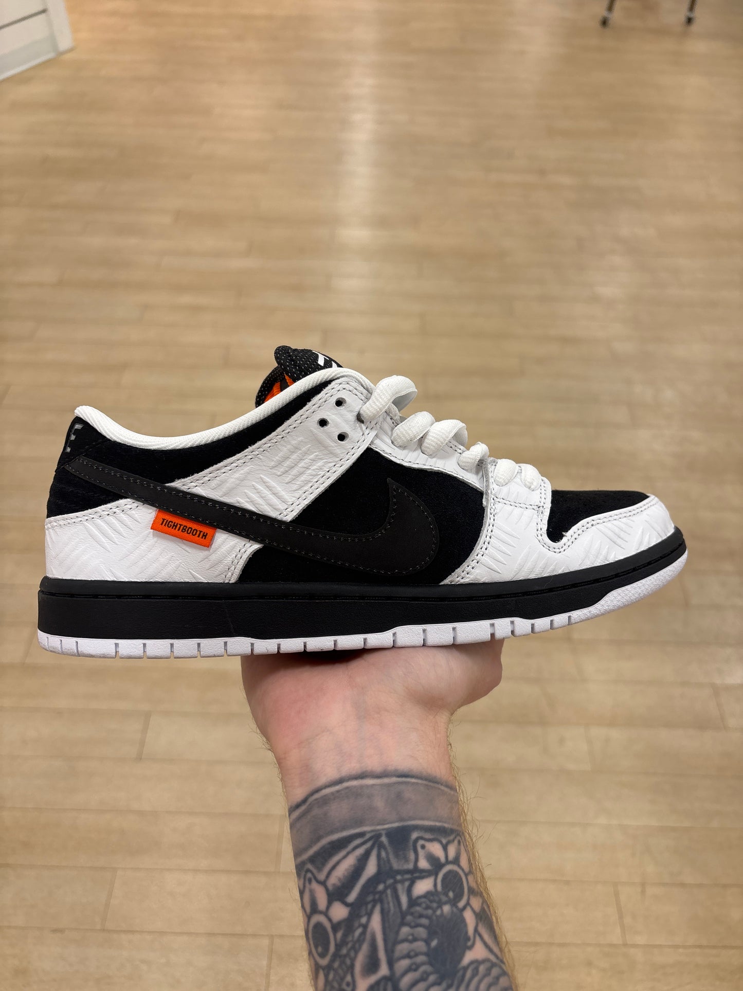 Nike Dunk Low SB Tightbooth (Used)