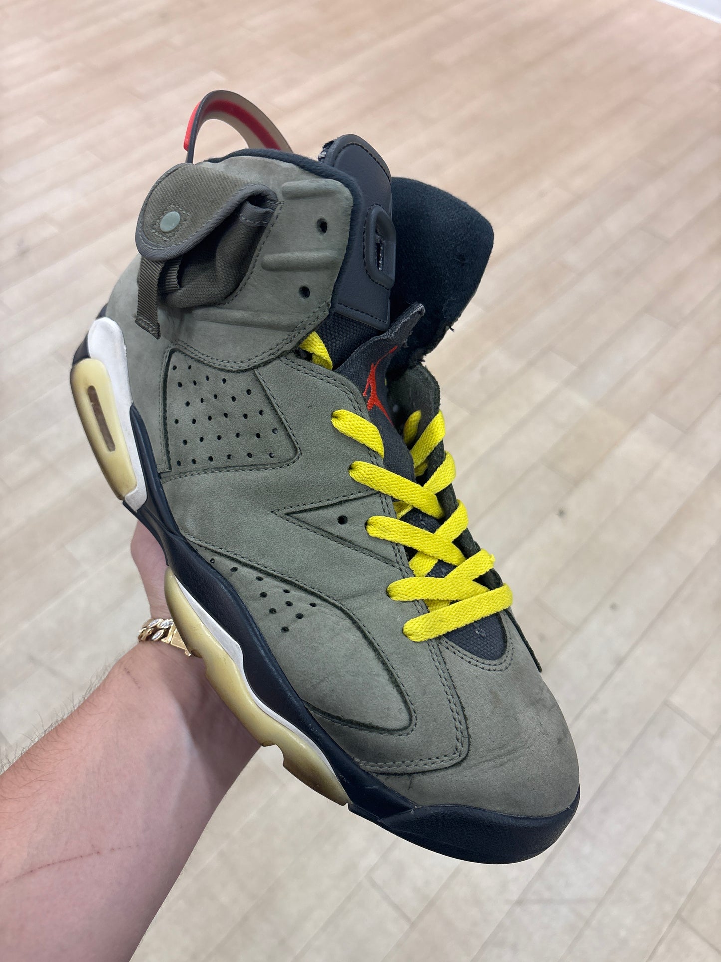 Jordan 6 Travis Scott Olive (Used)