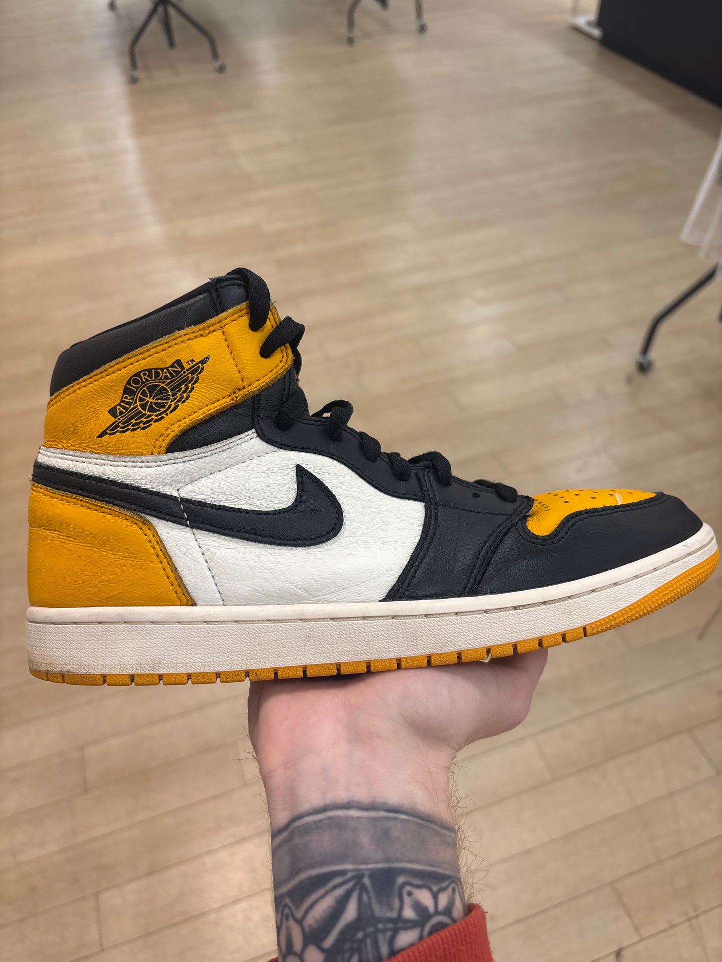 Jordan 1 High Yellow Toe (Used)
