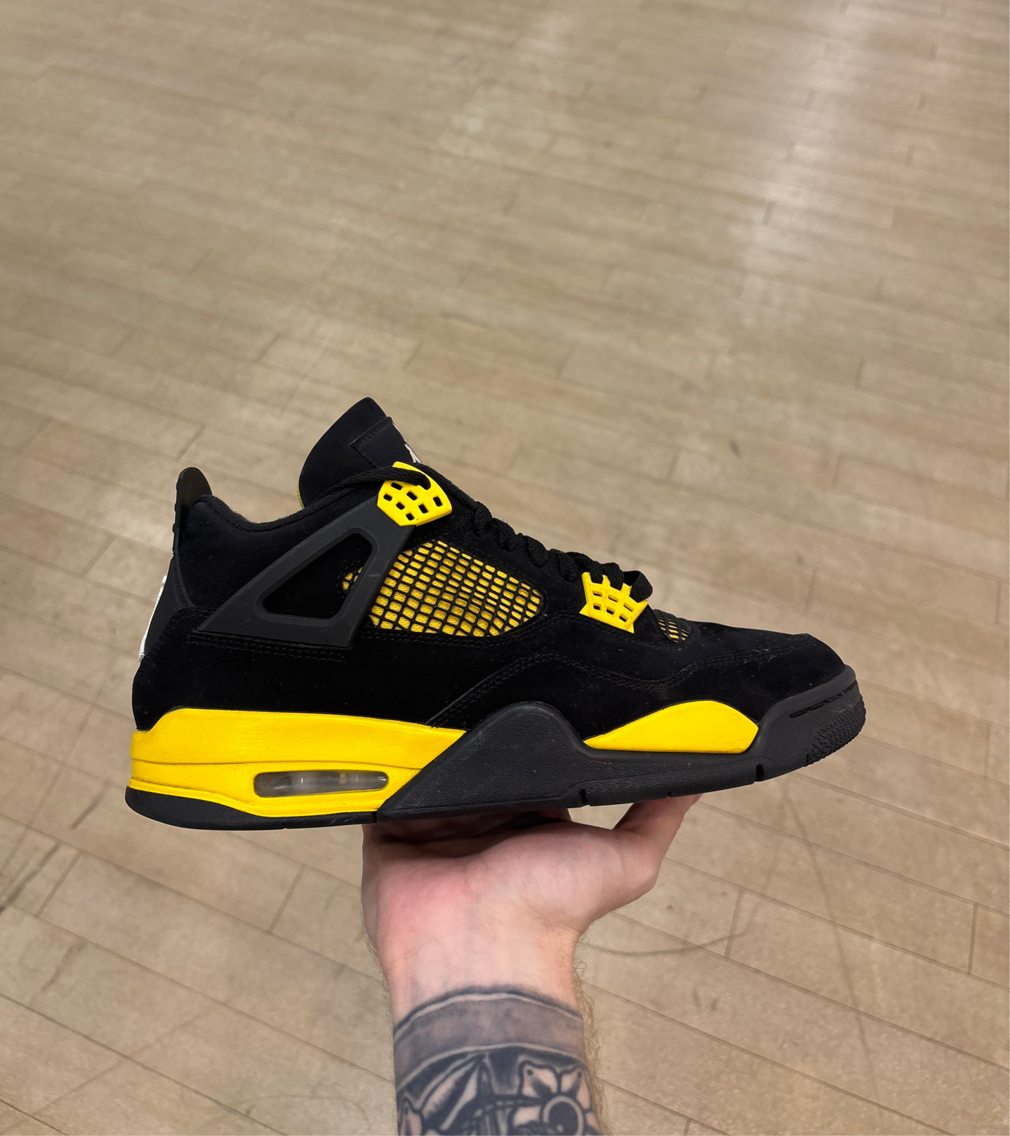 Jordan 4 Thunder (Used)