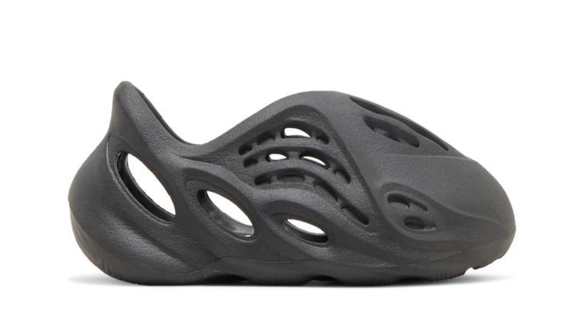 Yeezy Foam RNNR Onyx PS