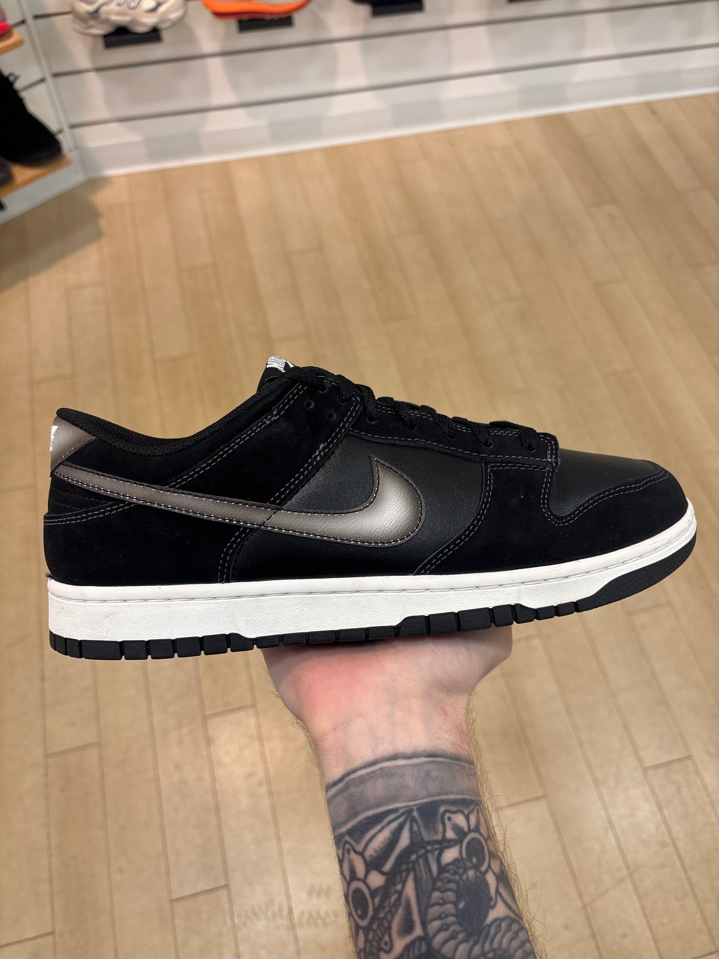 Nike Dunk Low Airbrush Swoosh Black (Used)