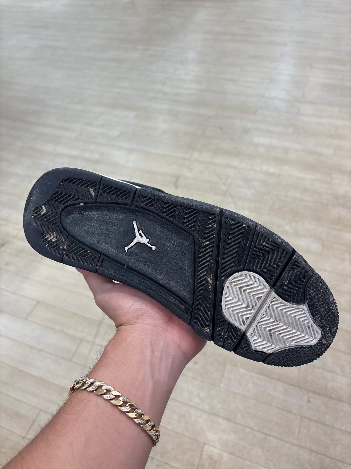 Jordan 4 White Thunder (Used)