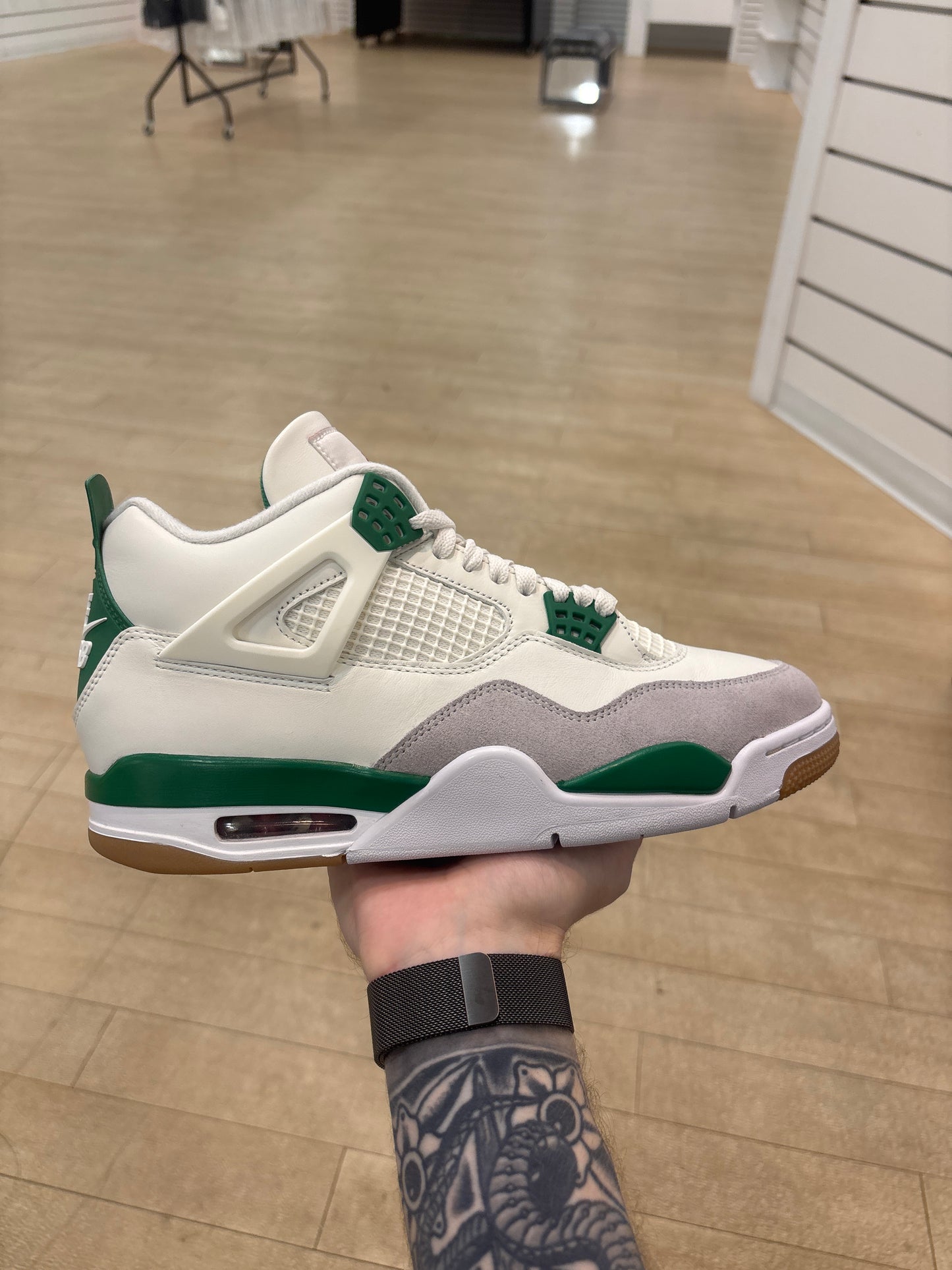 Jordan 4 SB Pine Green (Used)