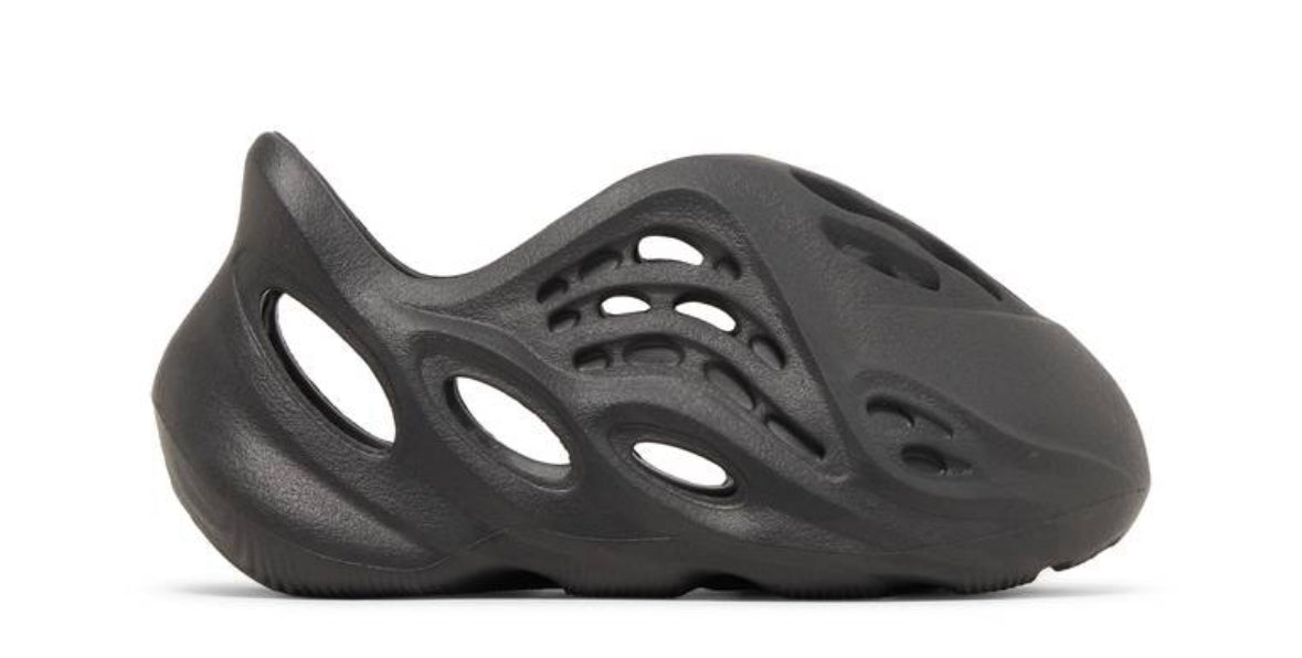 Yeezy Foam RNNR Onyx TD