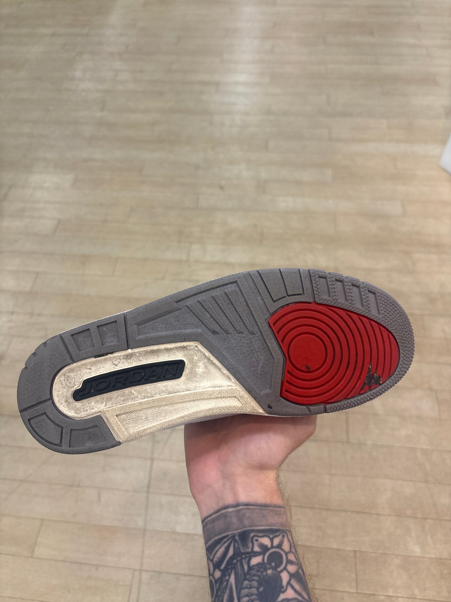 Jordan 3 Cement Grey (Used)