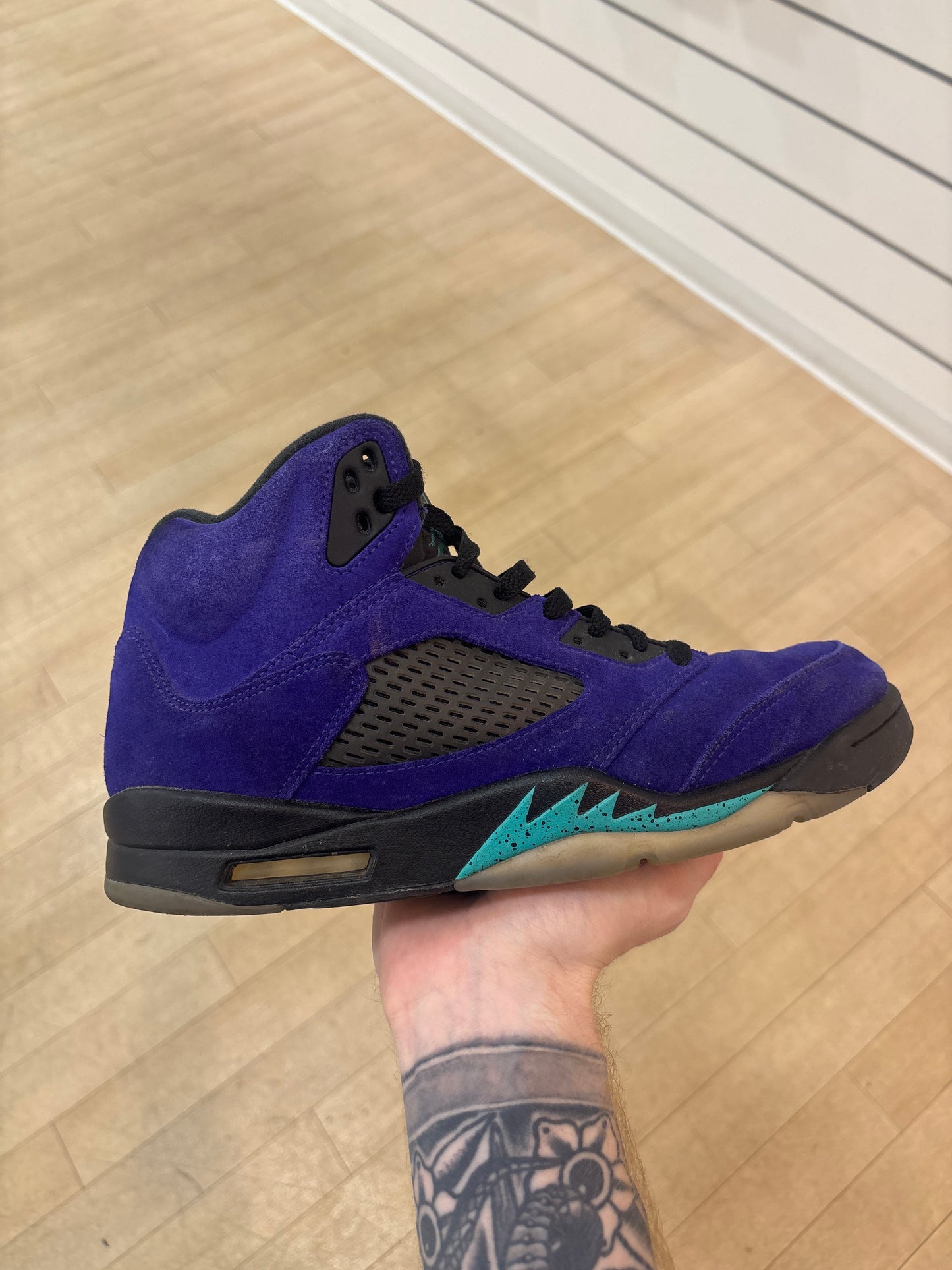Jordan 5 Alternate Grape (Used)