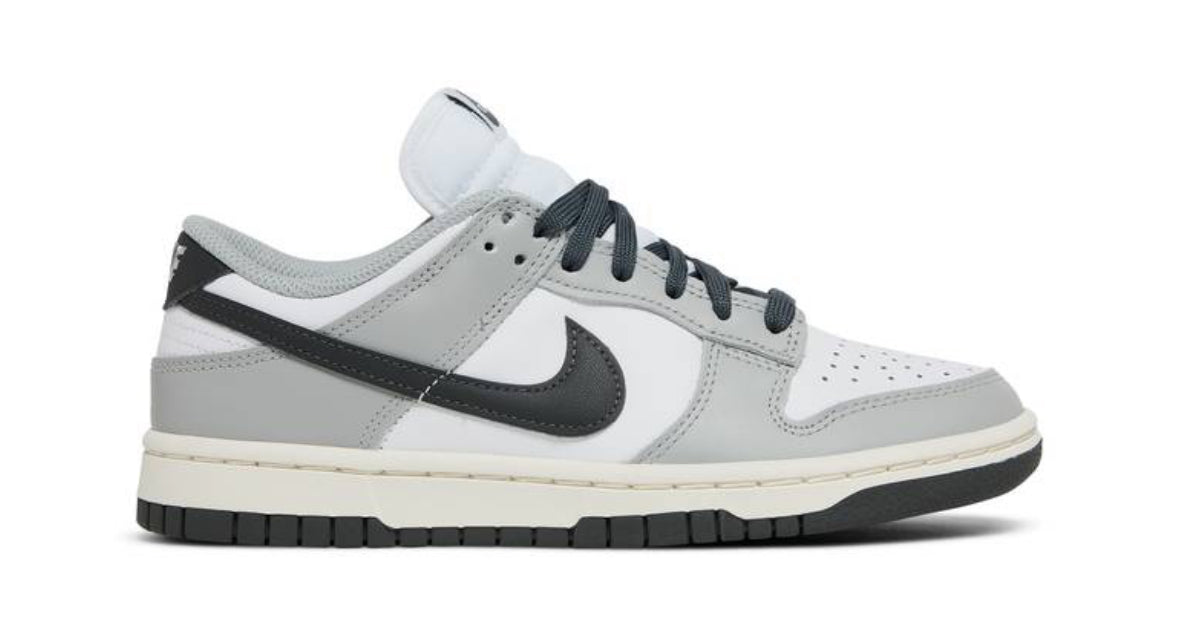 Nike Dunk Low Light Smoke Grey W
