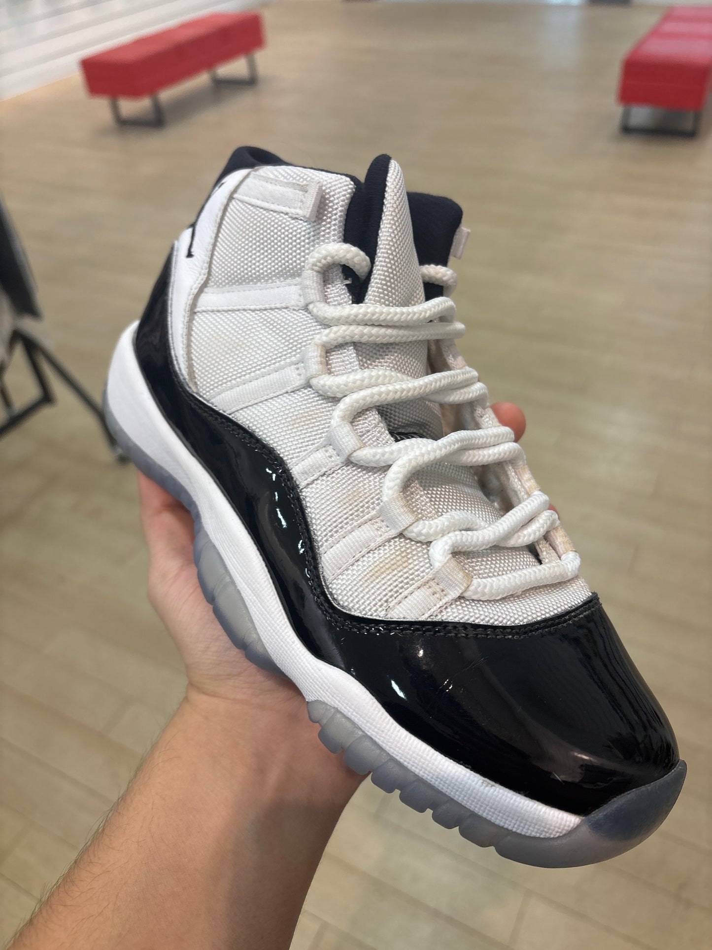 Jordan 11 Concord GS (Used)
