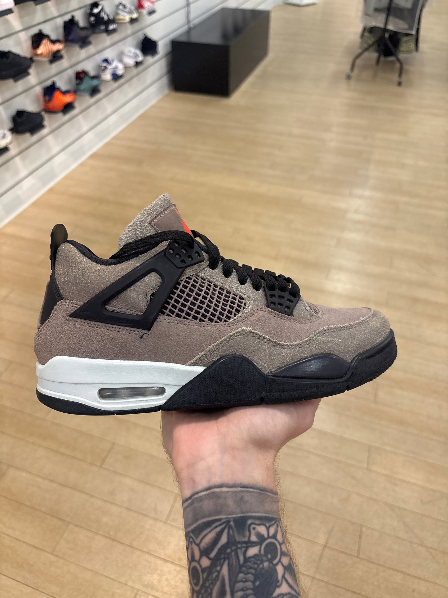 Jordan 4 Taupe Haze (Used)
