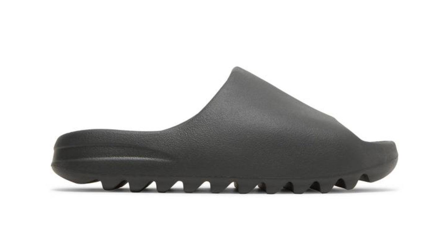 Yeezy Slide Onyx