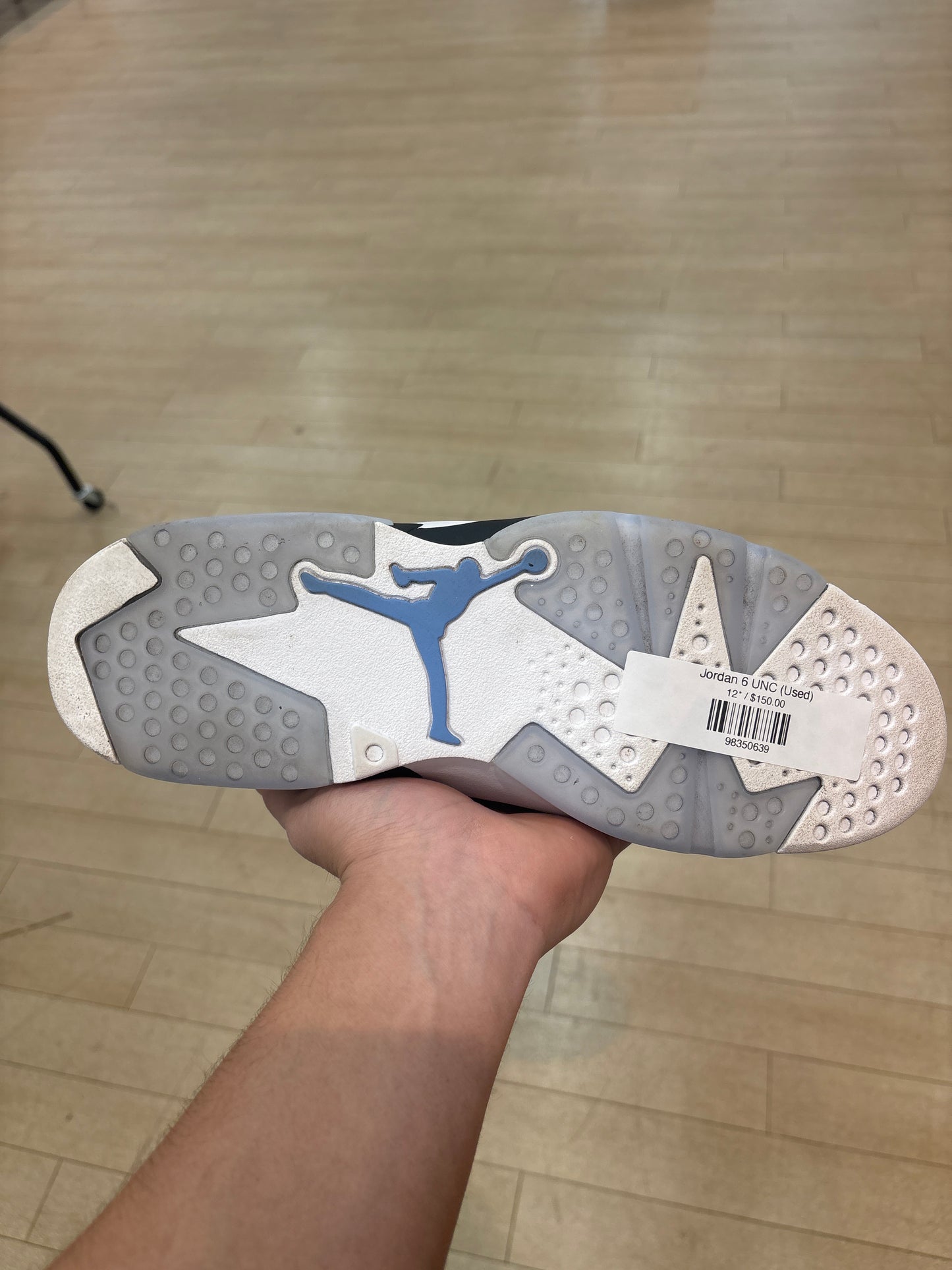 Jordan 6 UNC (Used)