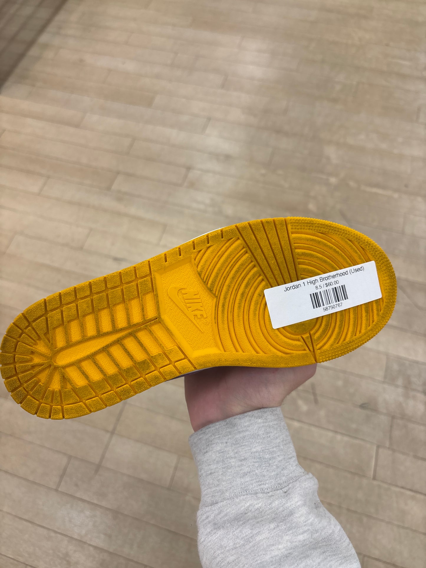 Jordan 1 High Brotherhood (Used)