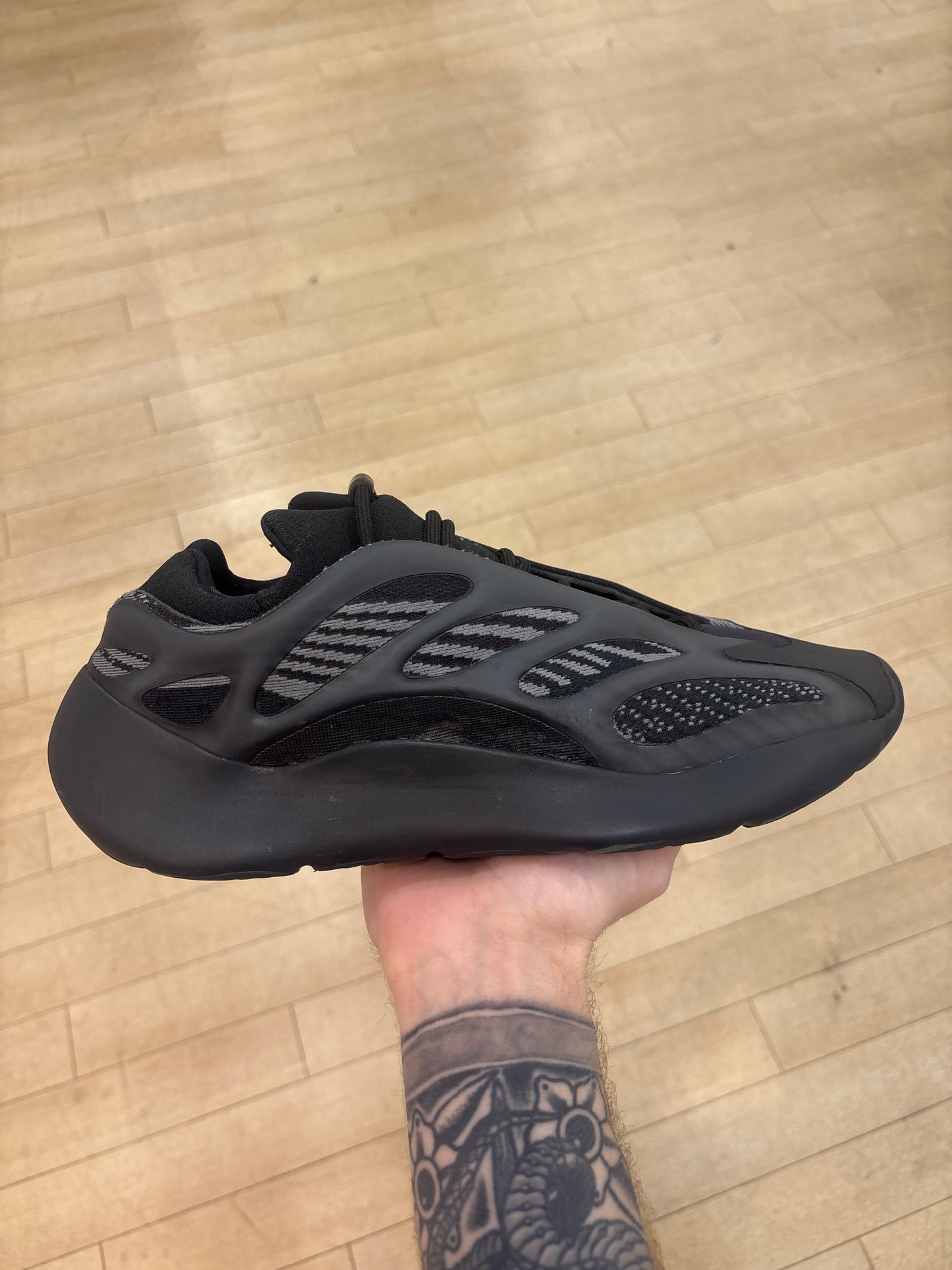 Yeezy 700 V3 Dark Glow (Used)