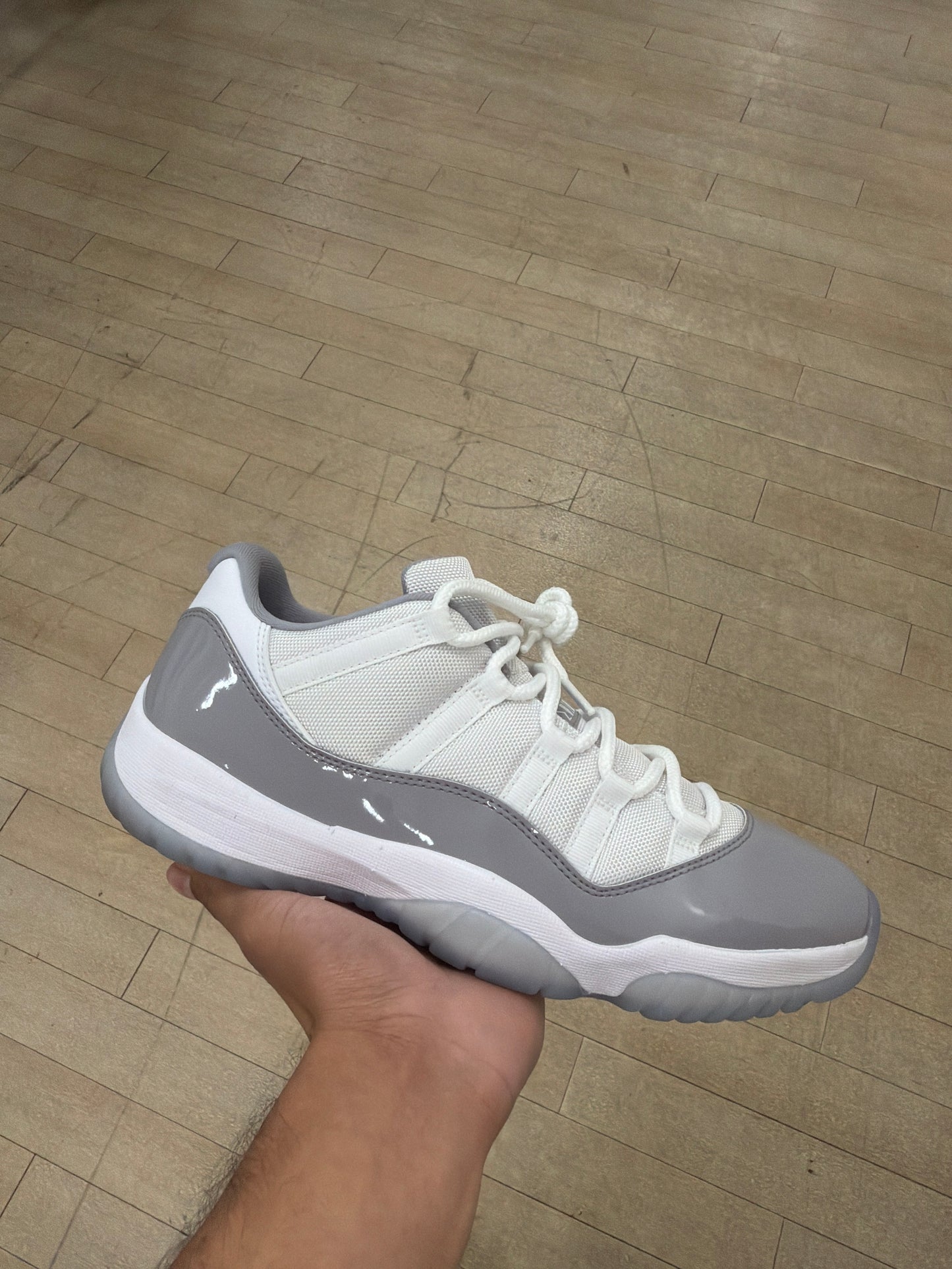 Jordan 11 Low Cement Grey (Used)