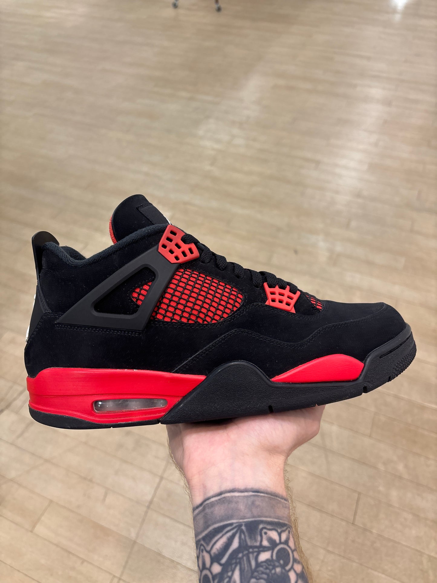 Jordan 4 Red Thunder (Used)