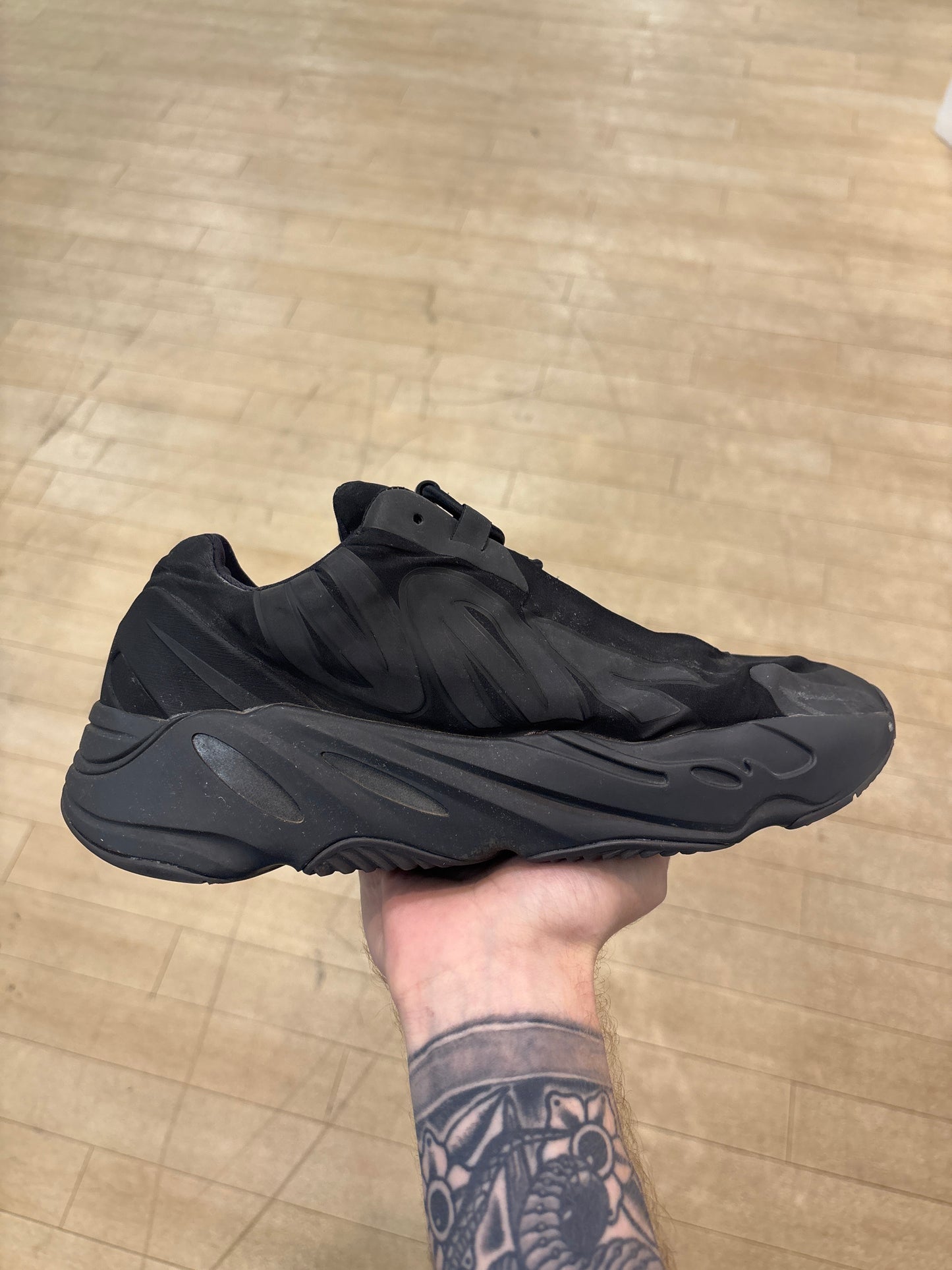 Yeezy 700 MNVN Triple Black (Used)