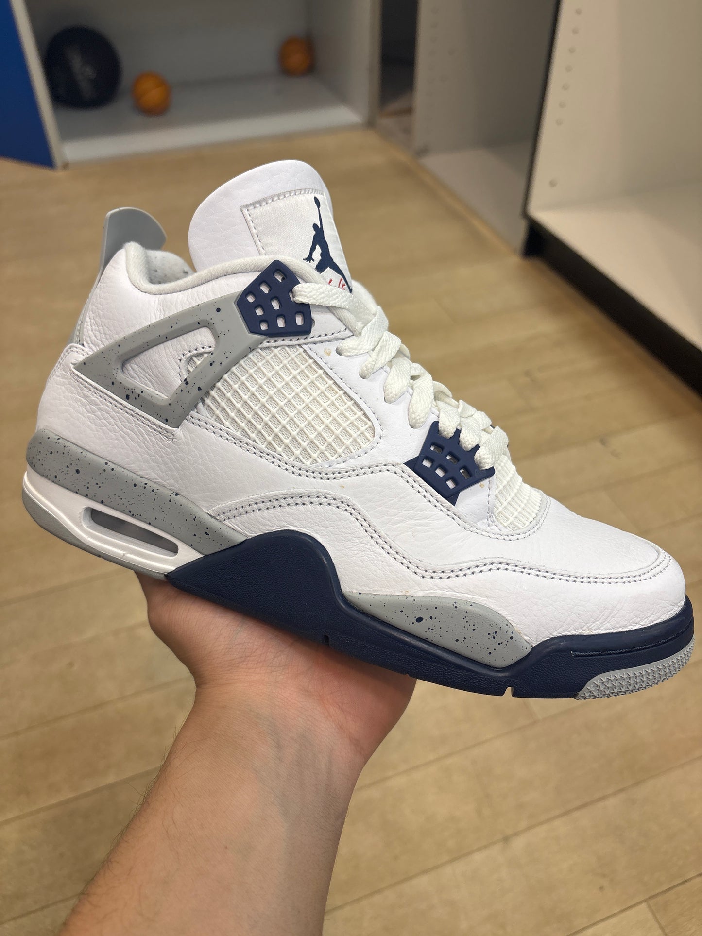 Jordan 4 Midnight Navy (Used)