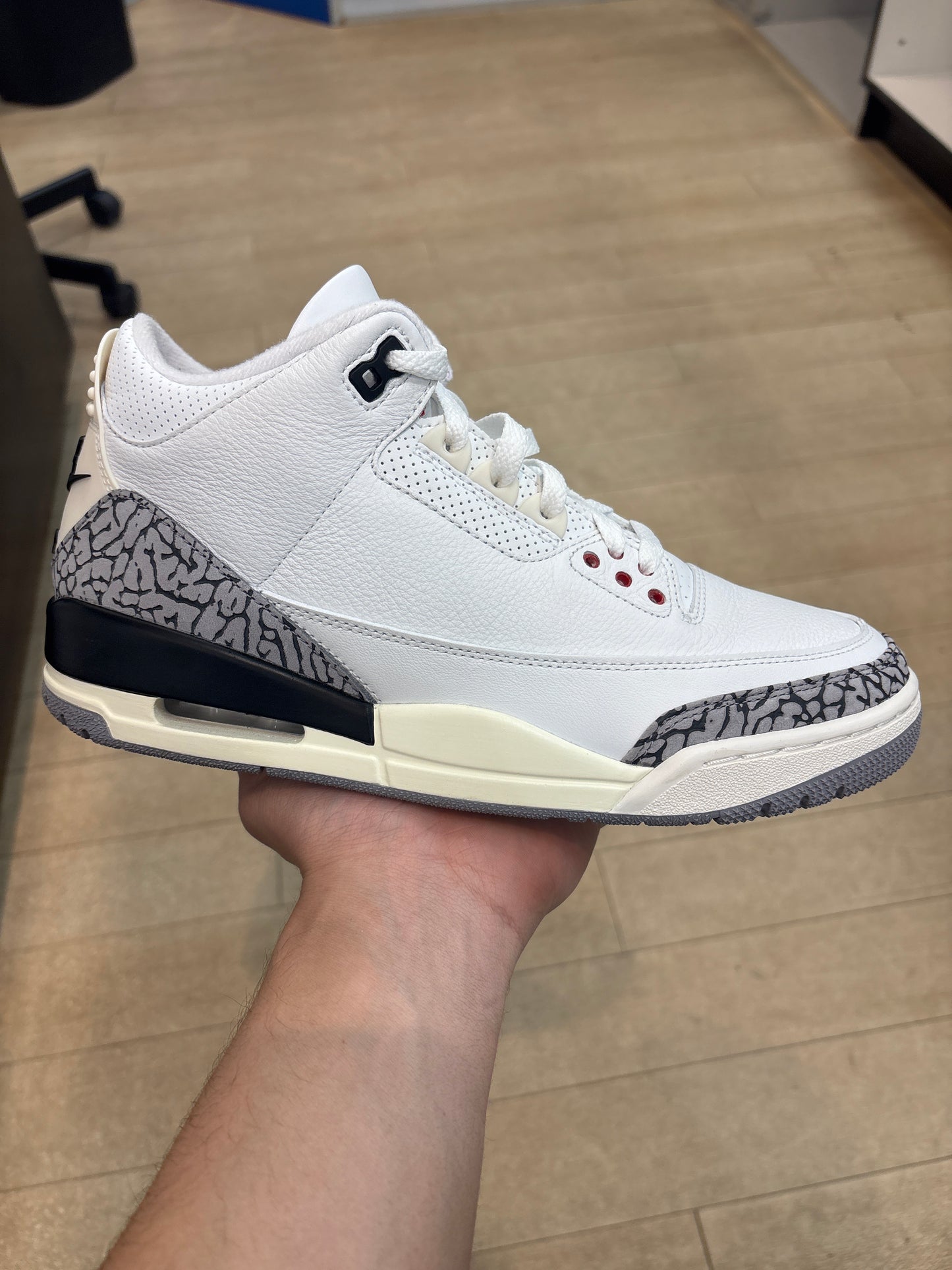 Jordan 3 White Cement Reimagined (Used)