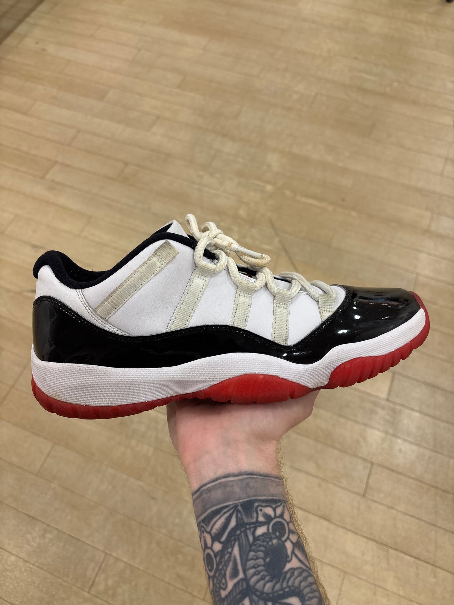 Jordan 11 Low Concord Bred (Used)