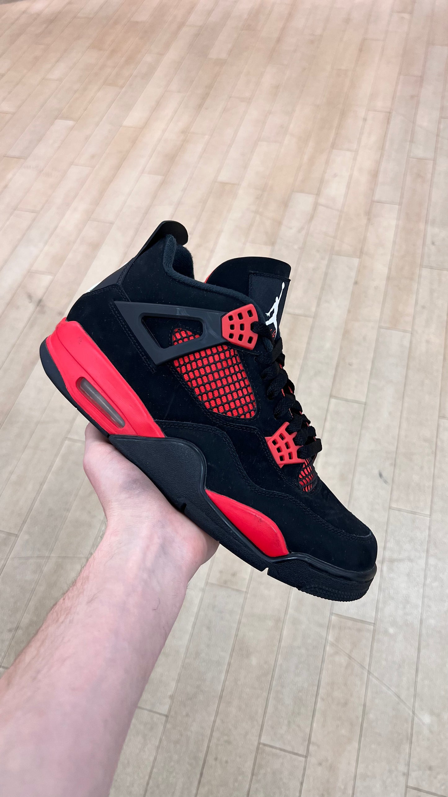 Jordan 4 Red Thunder (Used)