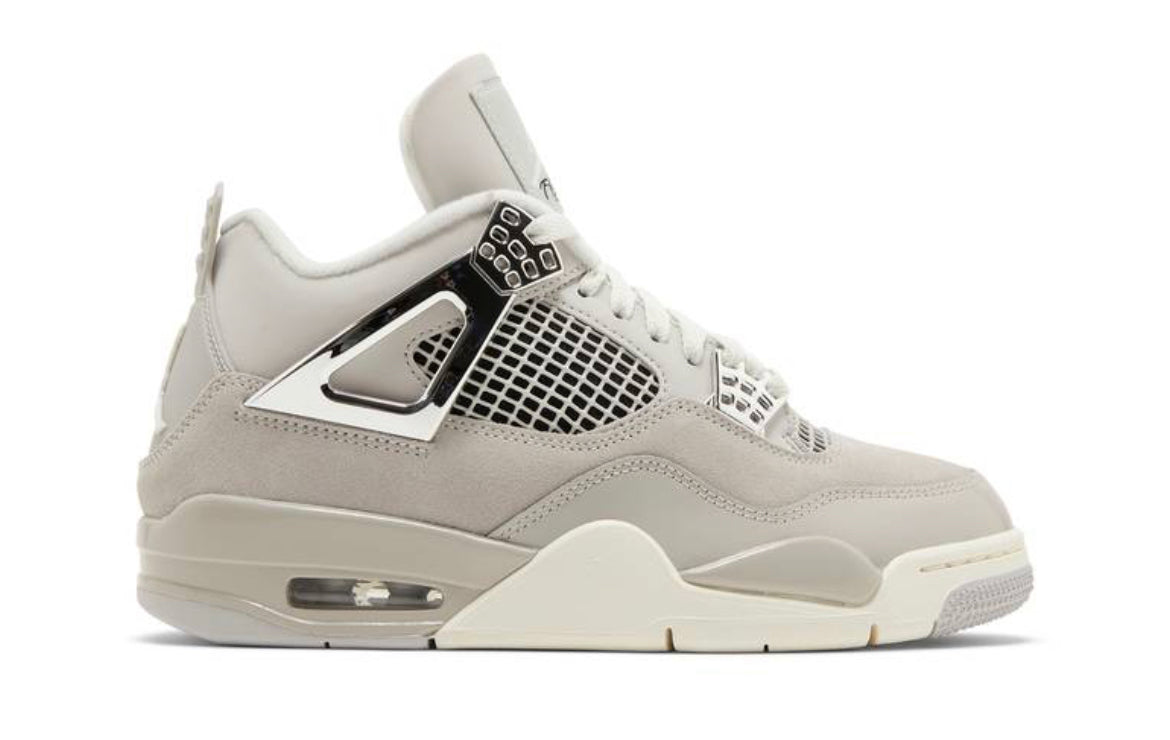 Jordan 4 Frozen Moment W (Used)