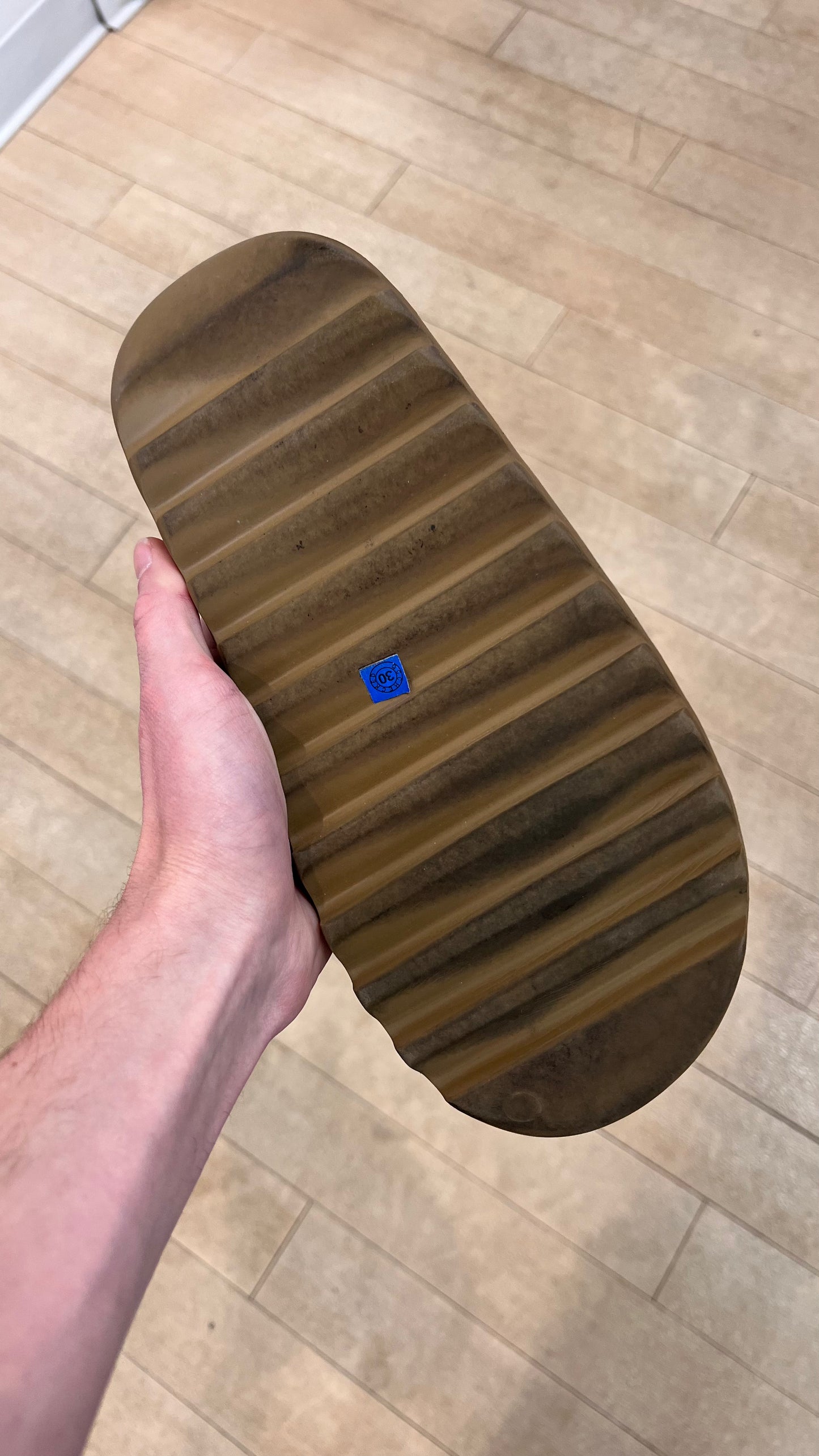 Yeezy Slide Core (Used)