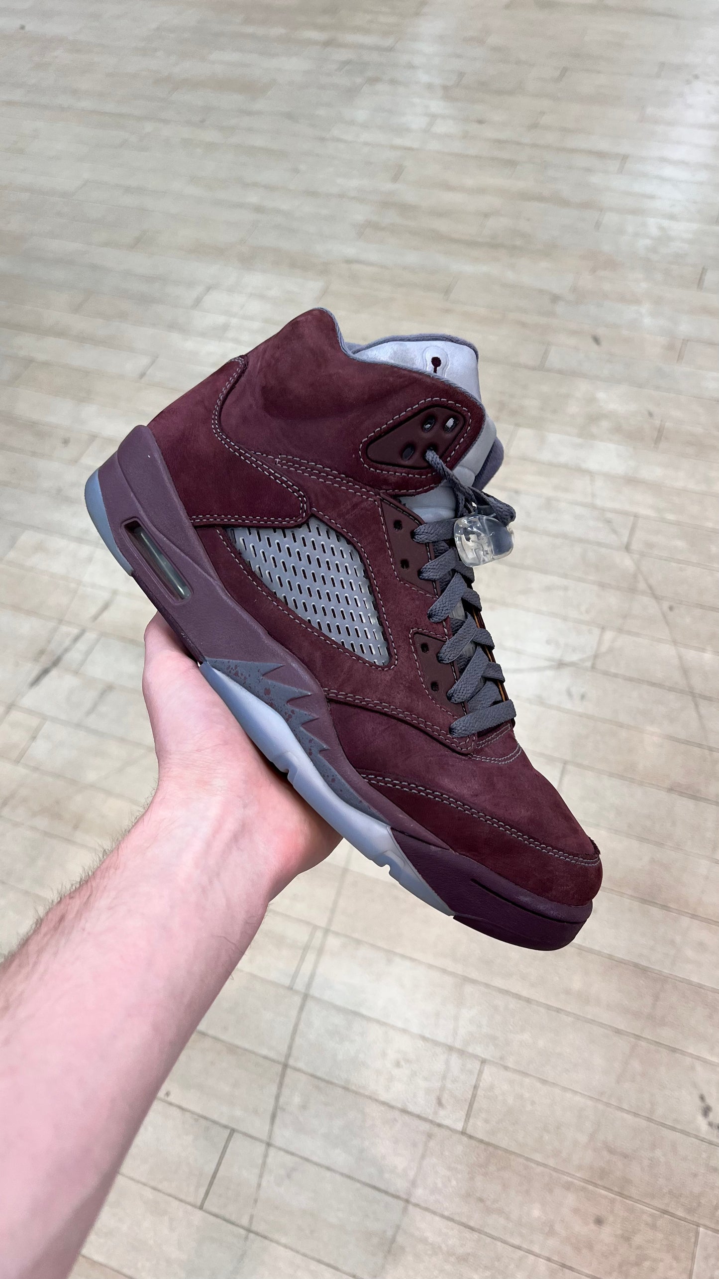 Jordan 5 Burgundy (Used)