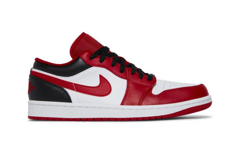Jordan 1 Low Bulls