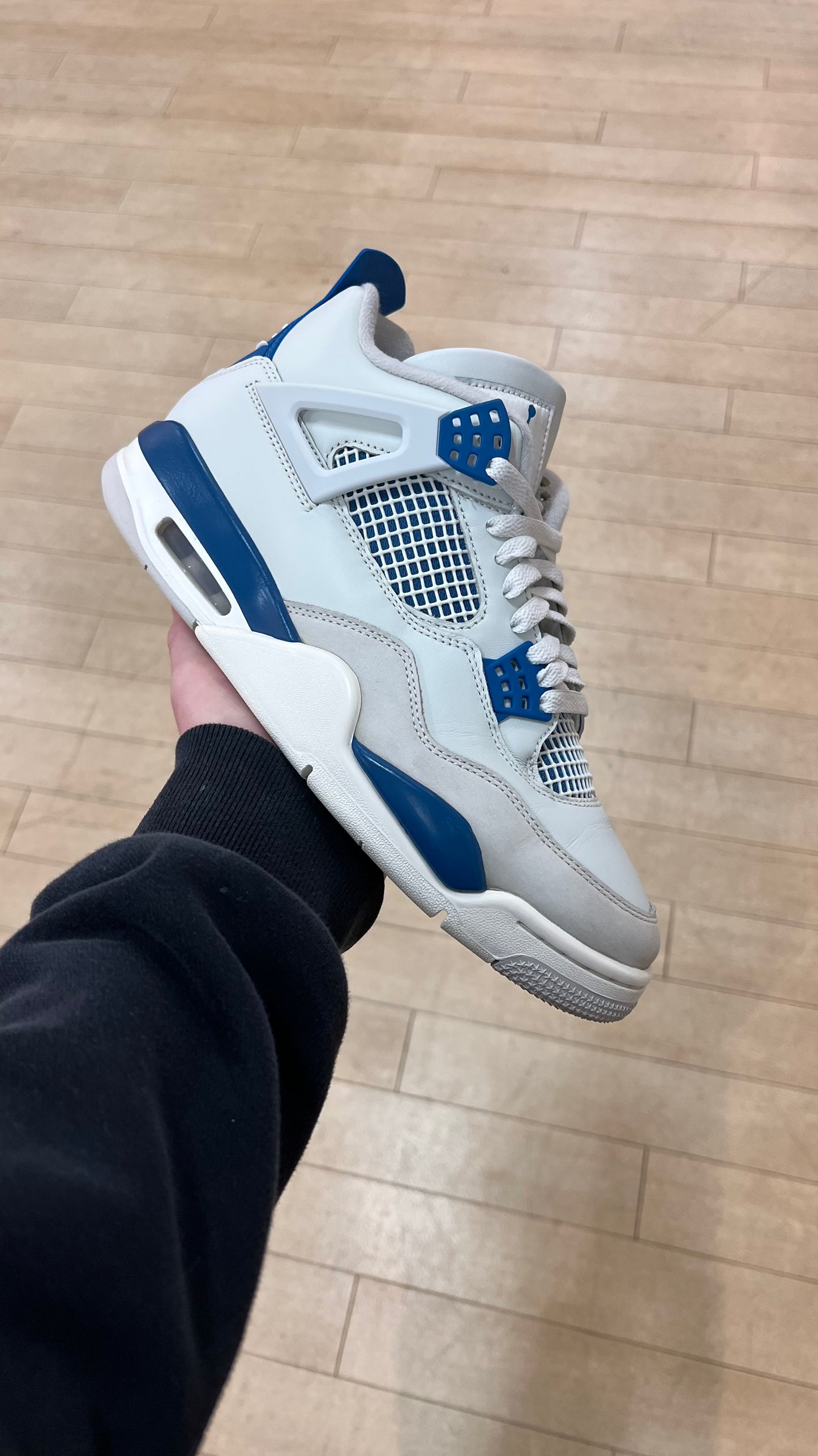 Jordan 4 Military Blue (Used)