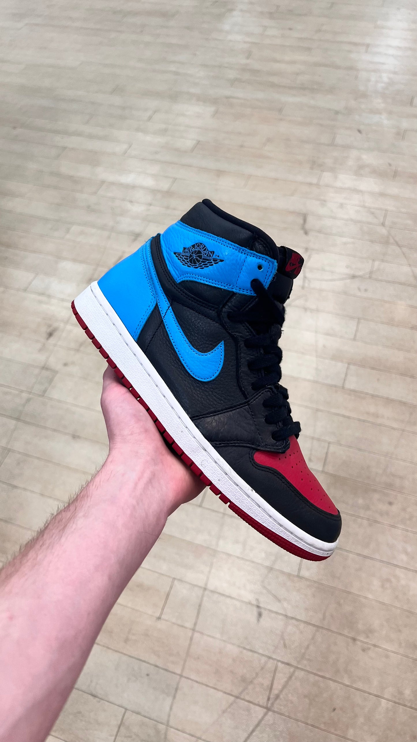 Jordan 1 High Nc to Chi W (Used)