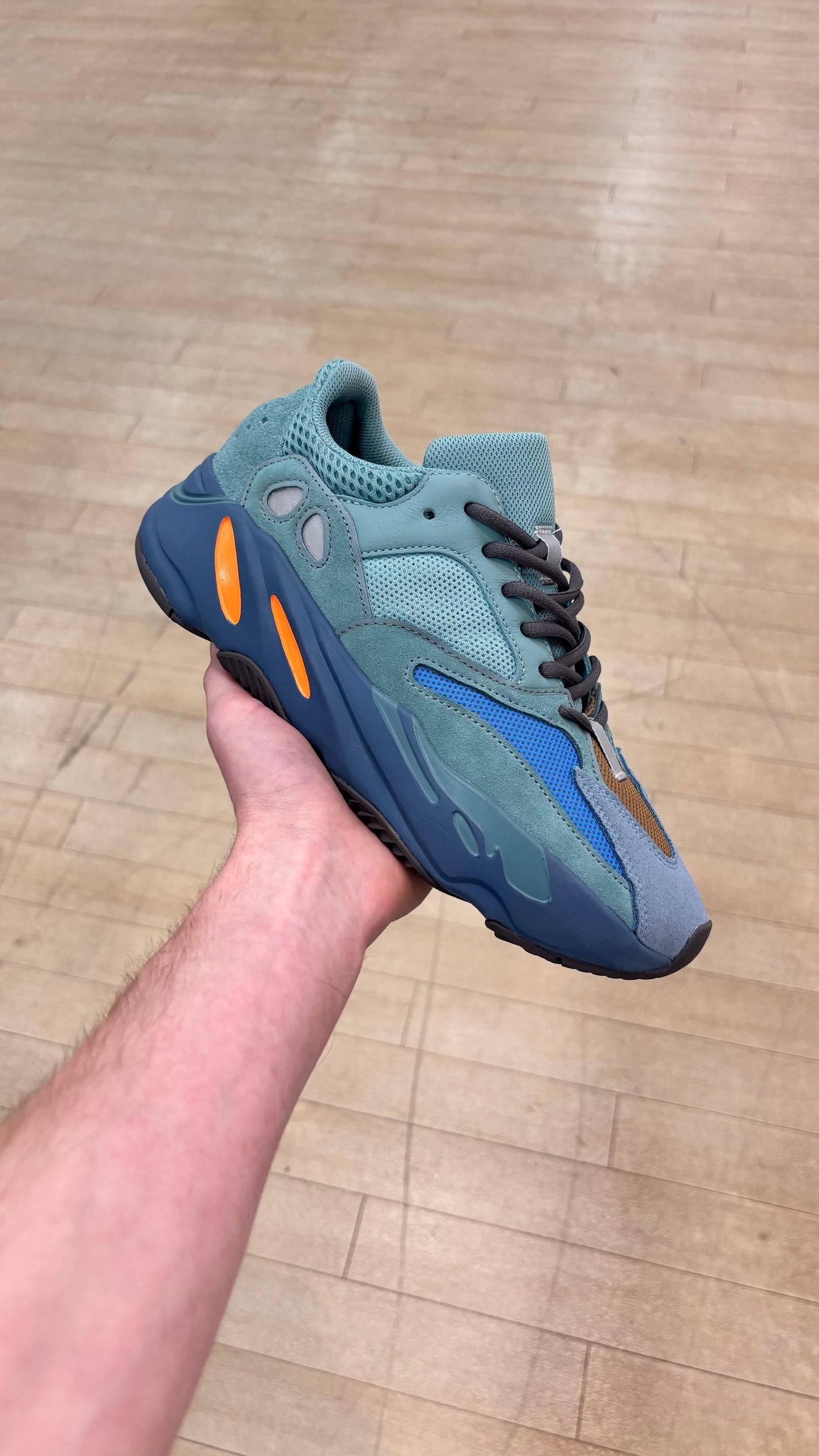 Yeezy 700 Faded Azure (Used)