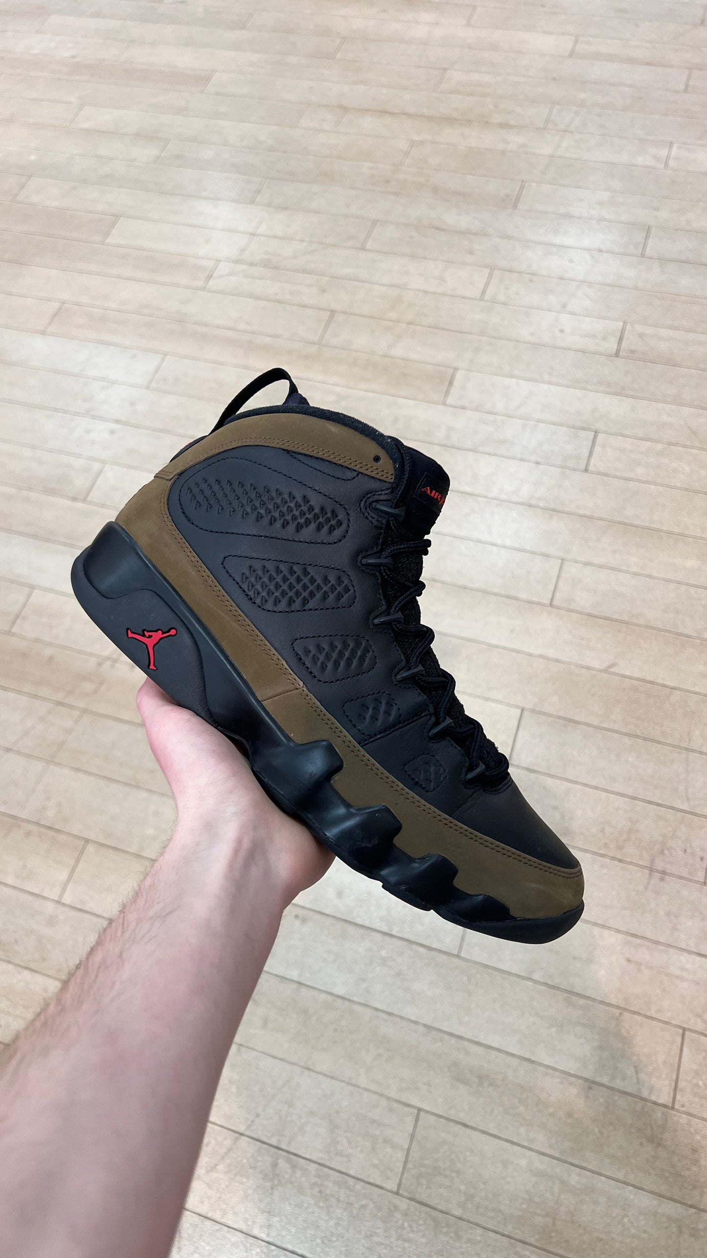 Jordan 9 Olive (Used)