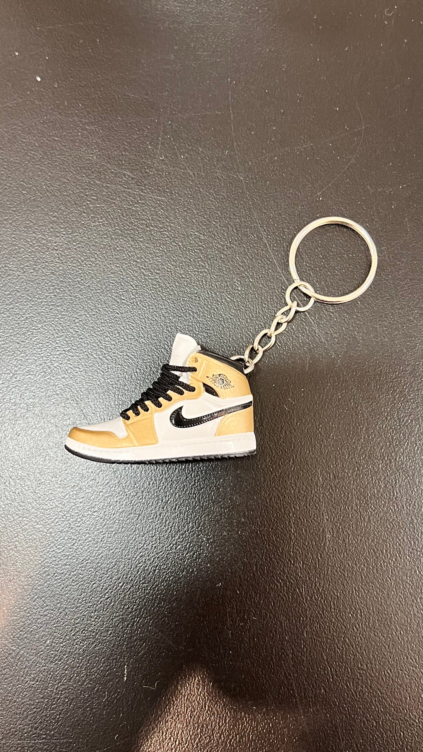 Jordan 1 High Gold Keychain