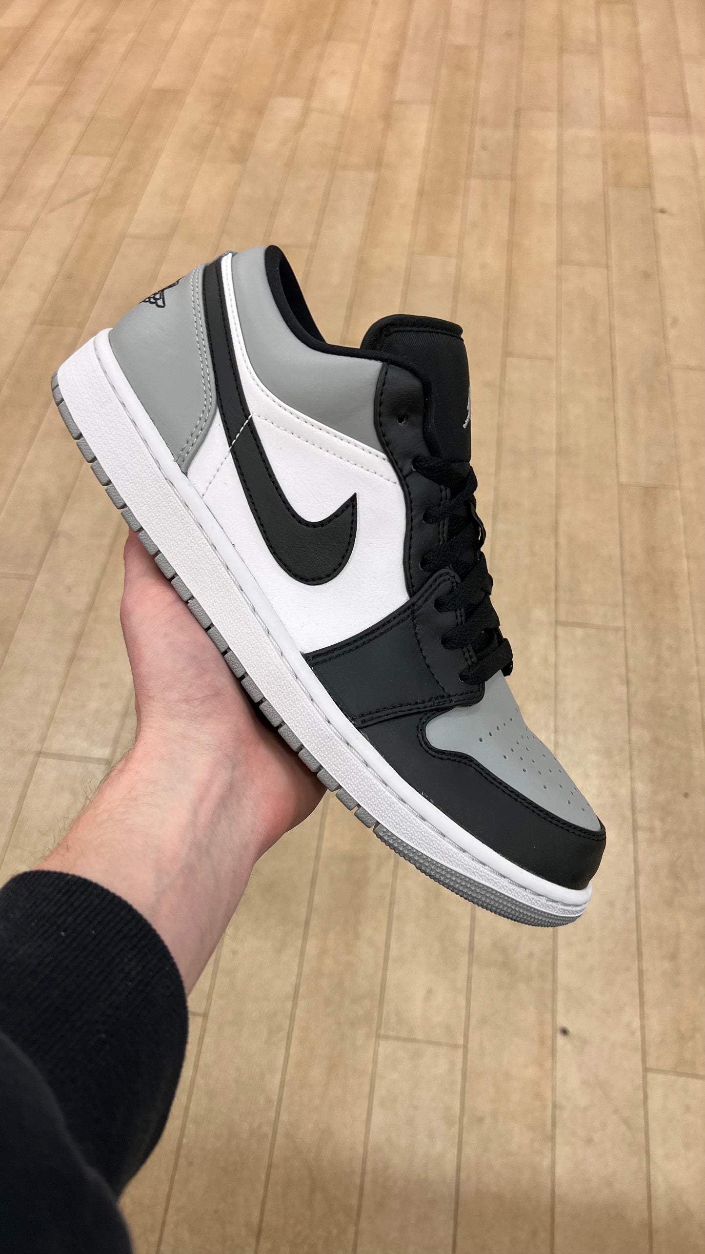 Jordan 1 Low Shadow Toe (Used)