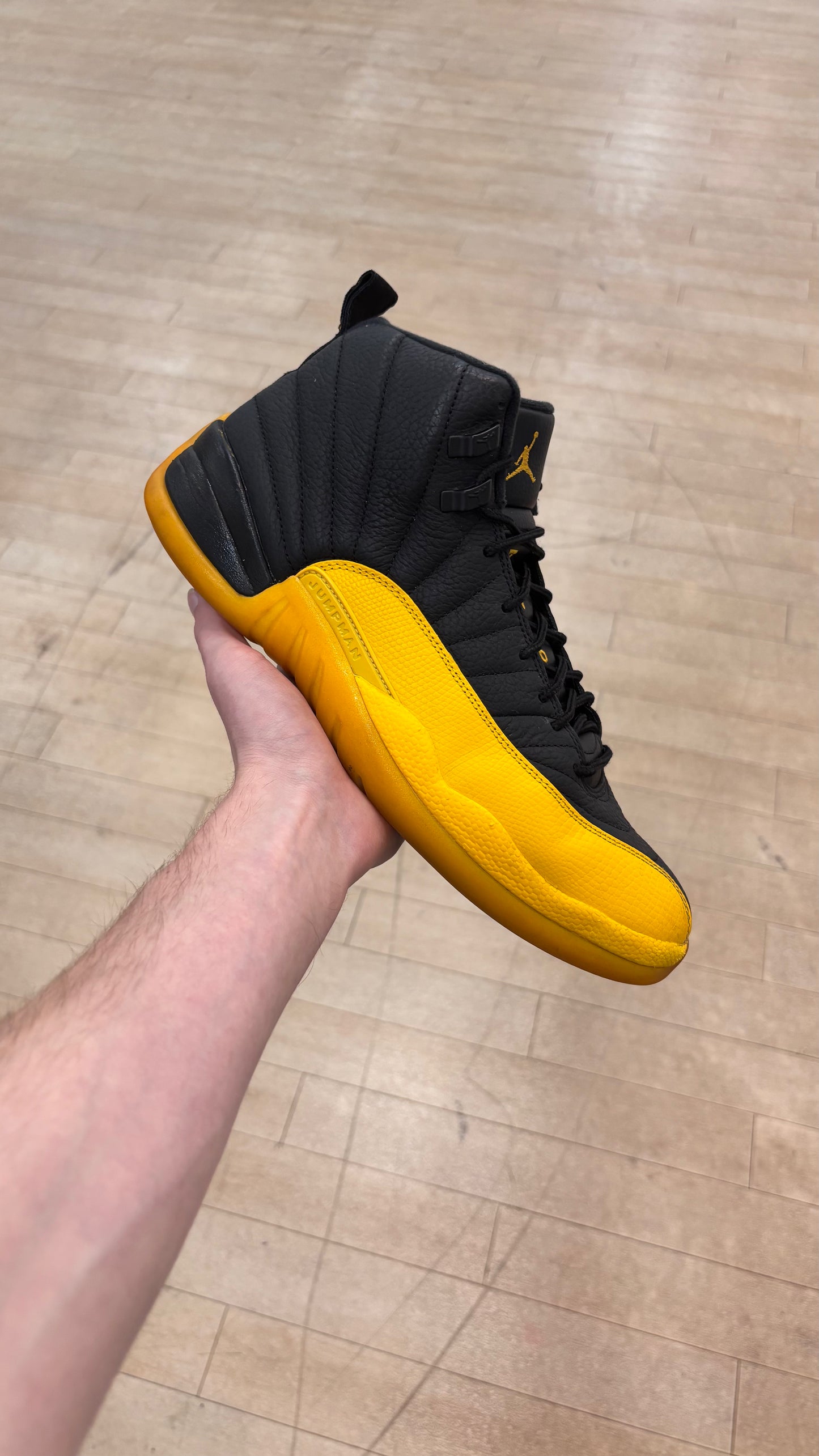Jordan 12 University Gold (Used)