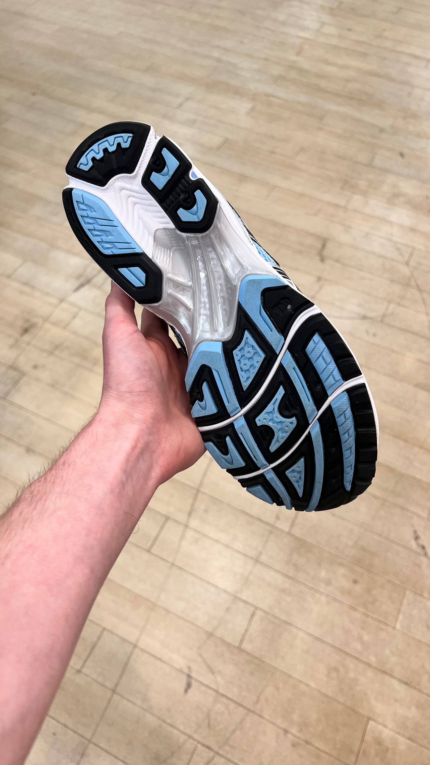 ASICS Gel Kayano 14 Arctic Sky Pure Silver (Used)