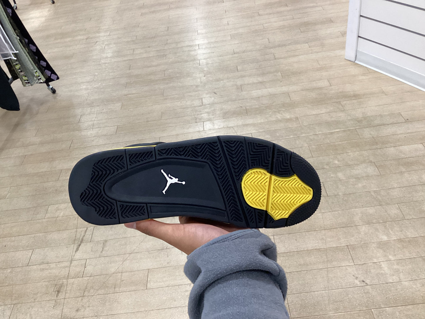 Jordan 4 Thunder (Used)