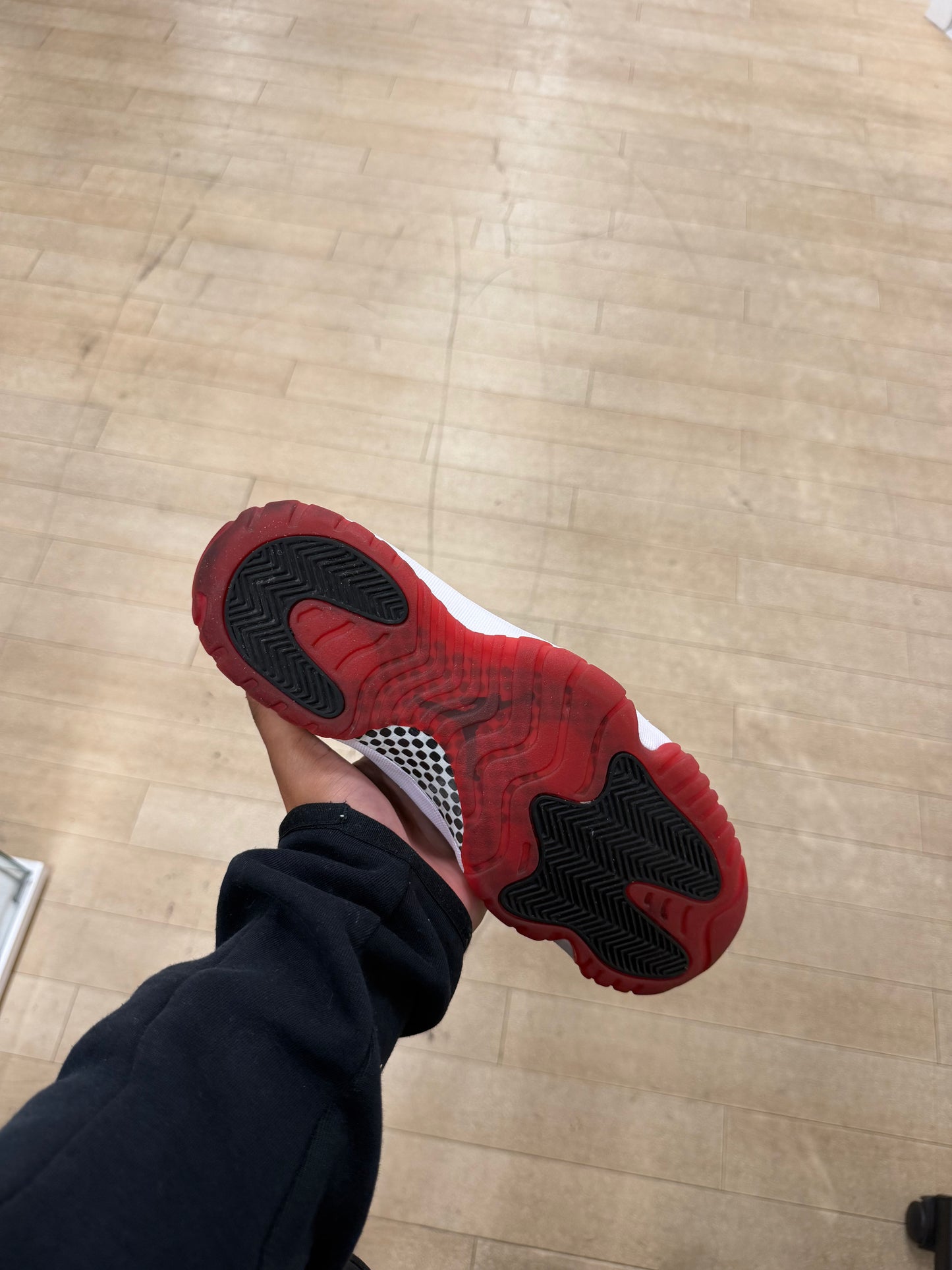 Jordan 11 High Playoffs Bred (Used)