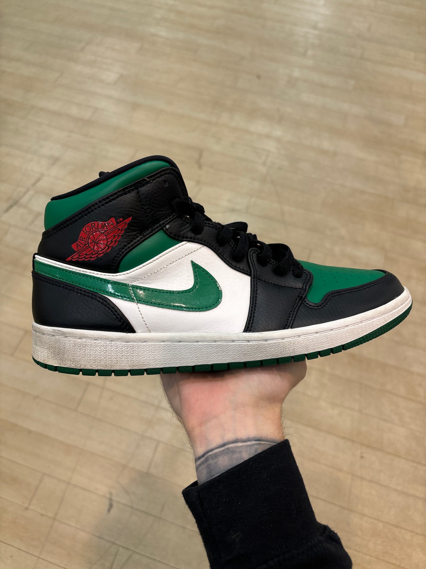 Jordan 1 Mid Green Toe (Used)