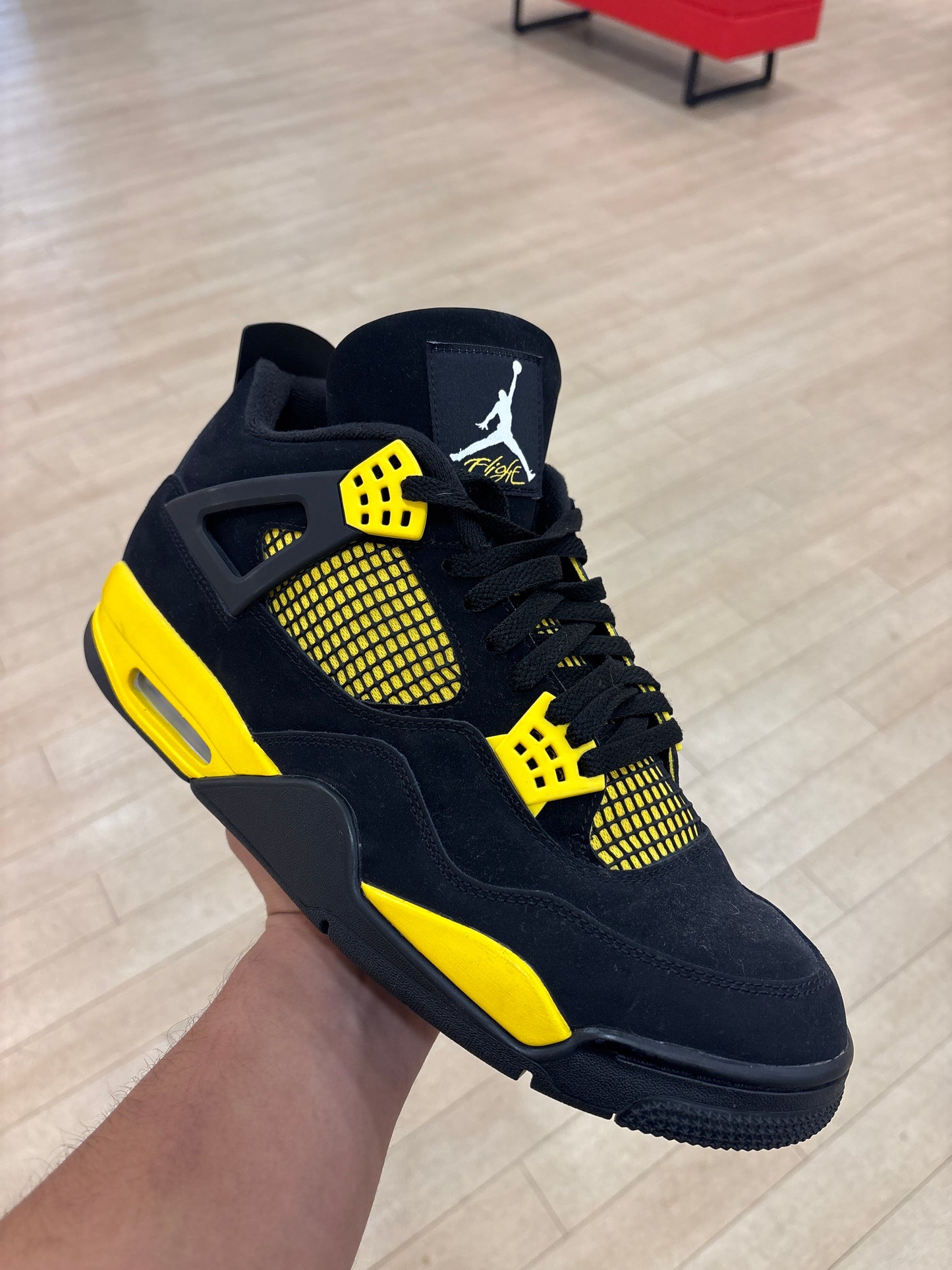 Jordan 4 Thunder (Used)