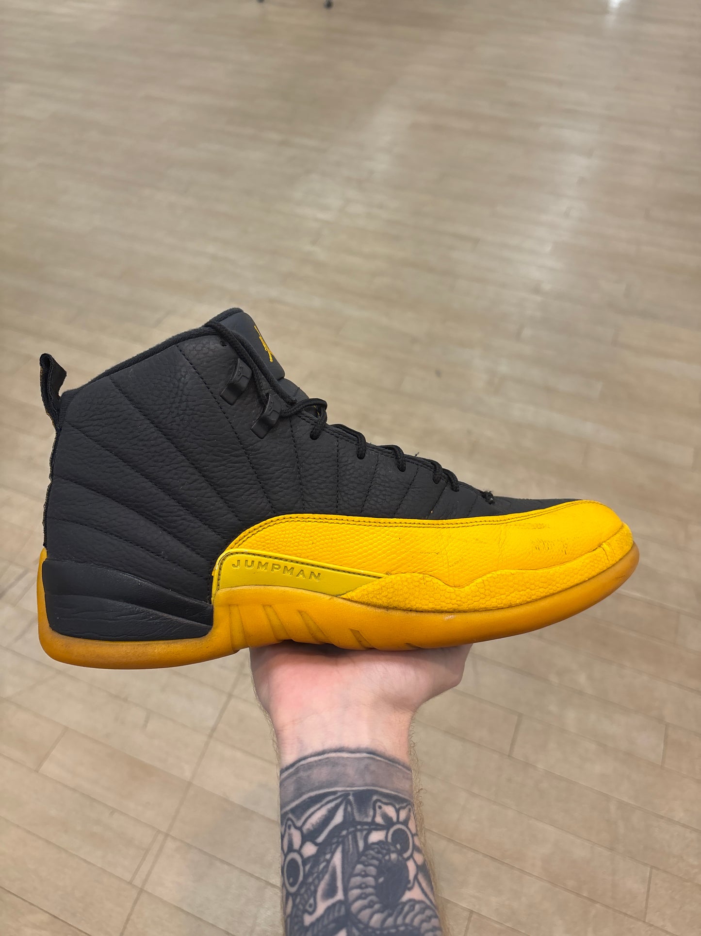 Jordan 12 University Gold (Used)