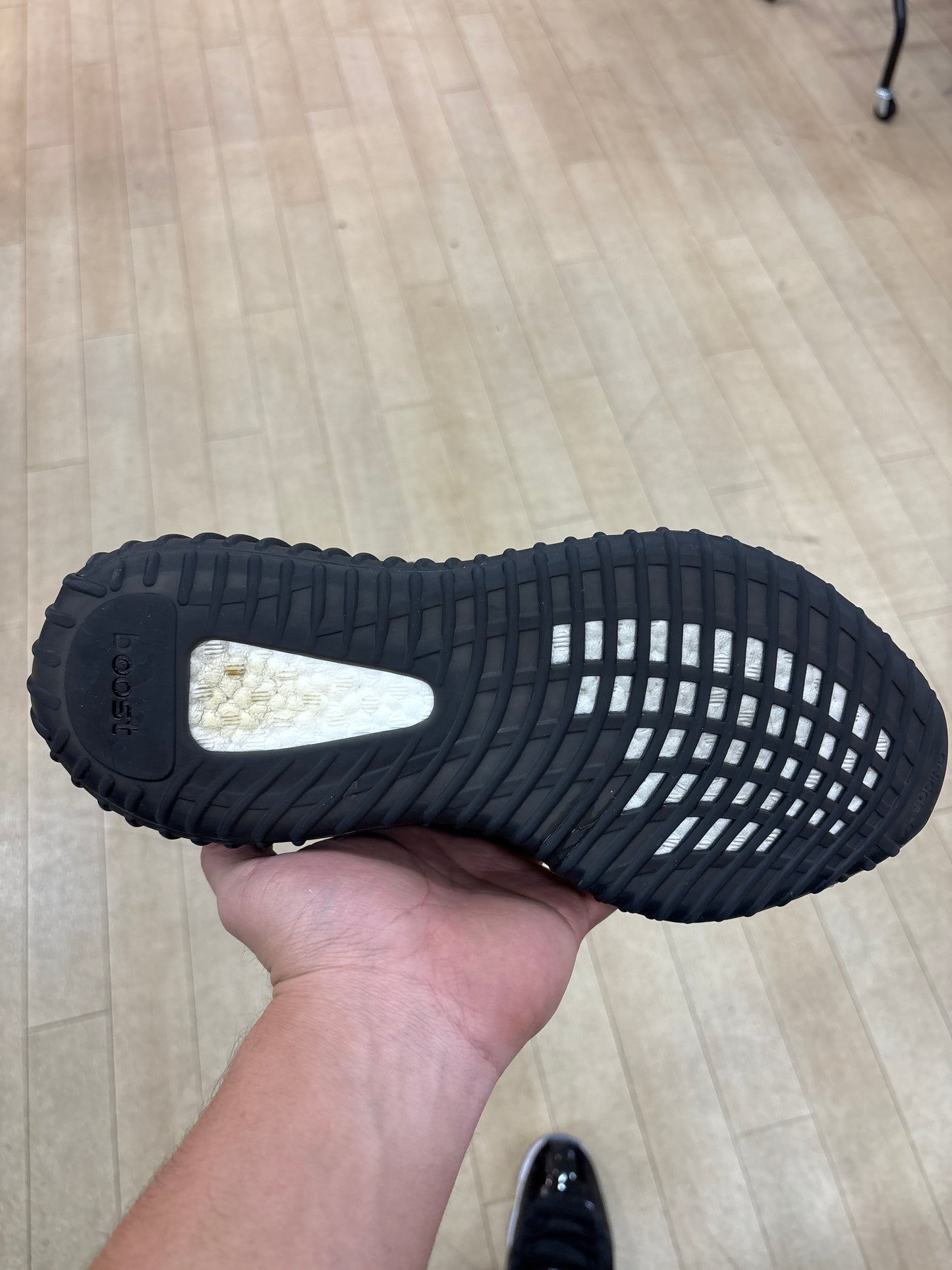 Yeezy Boost 350 V2 Core Red (Used)