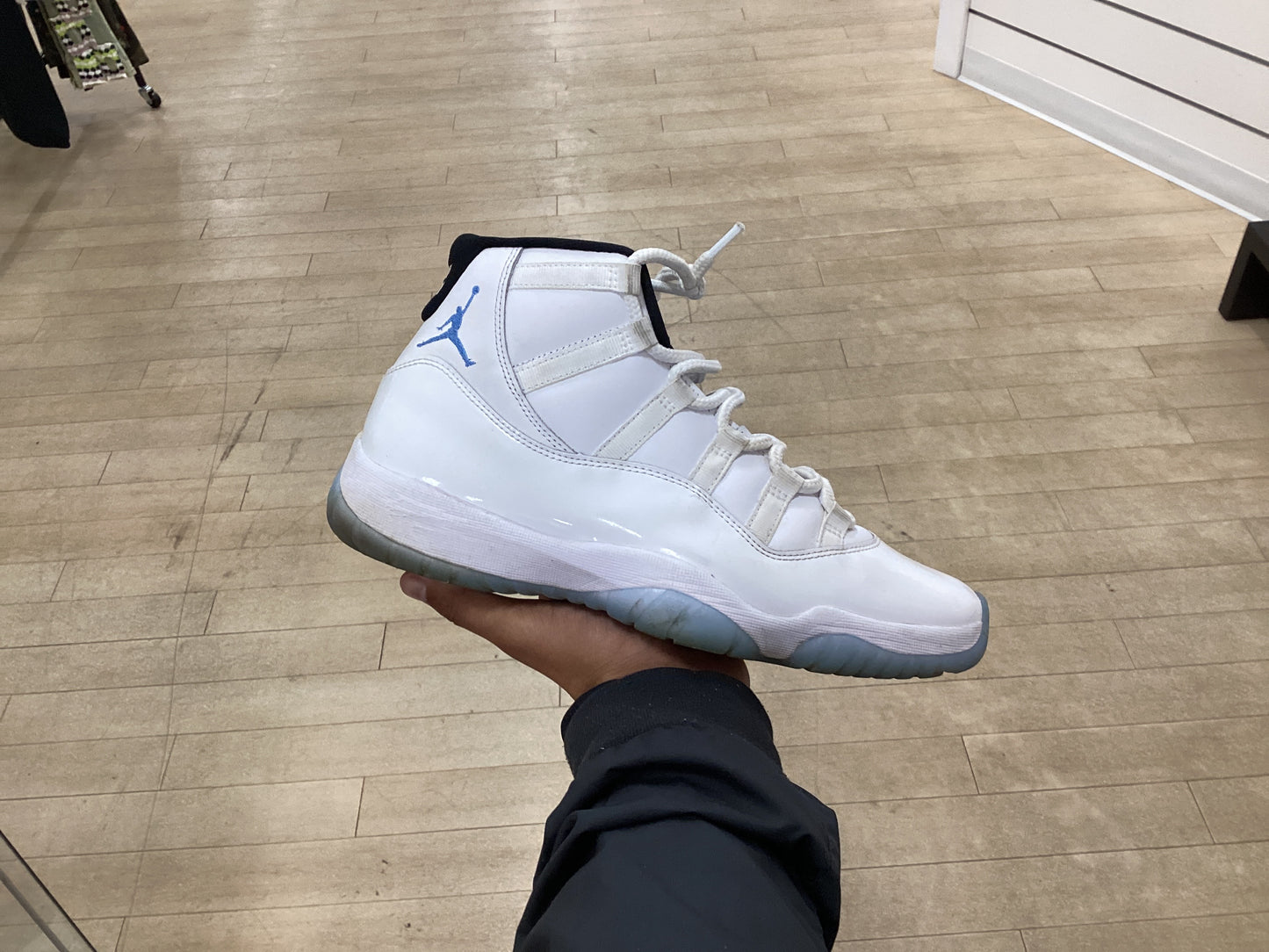 Jordan 11 High Legend Blue (Used)