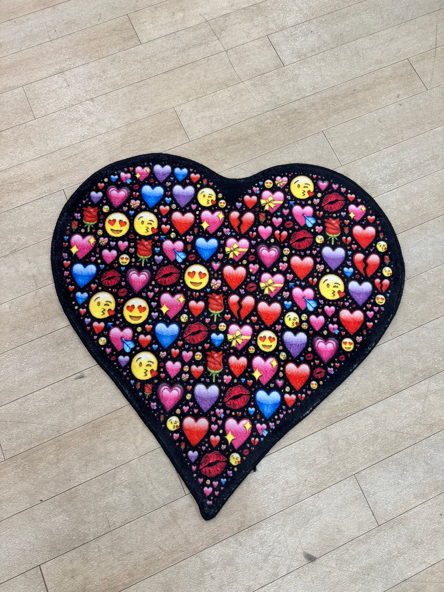 Emoji Heart Rug