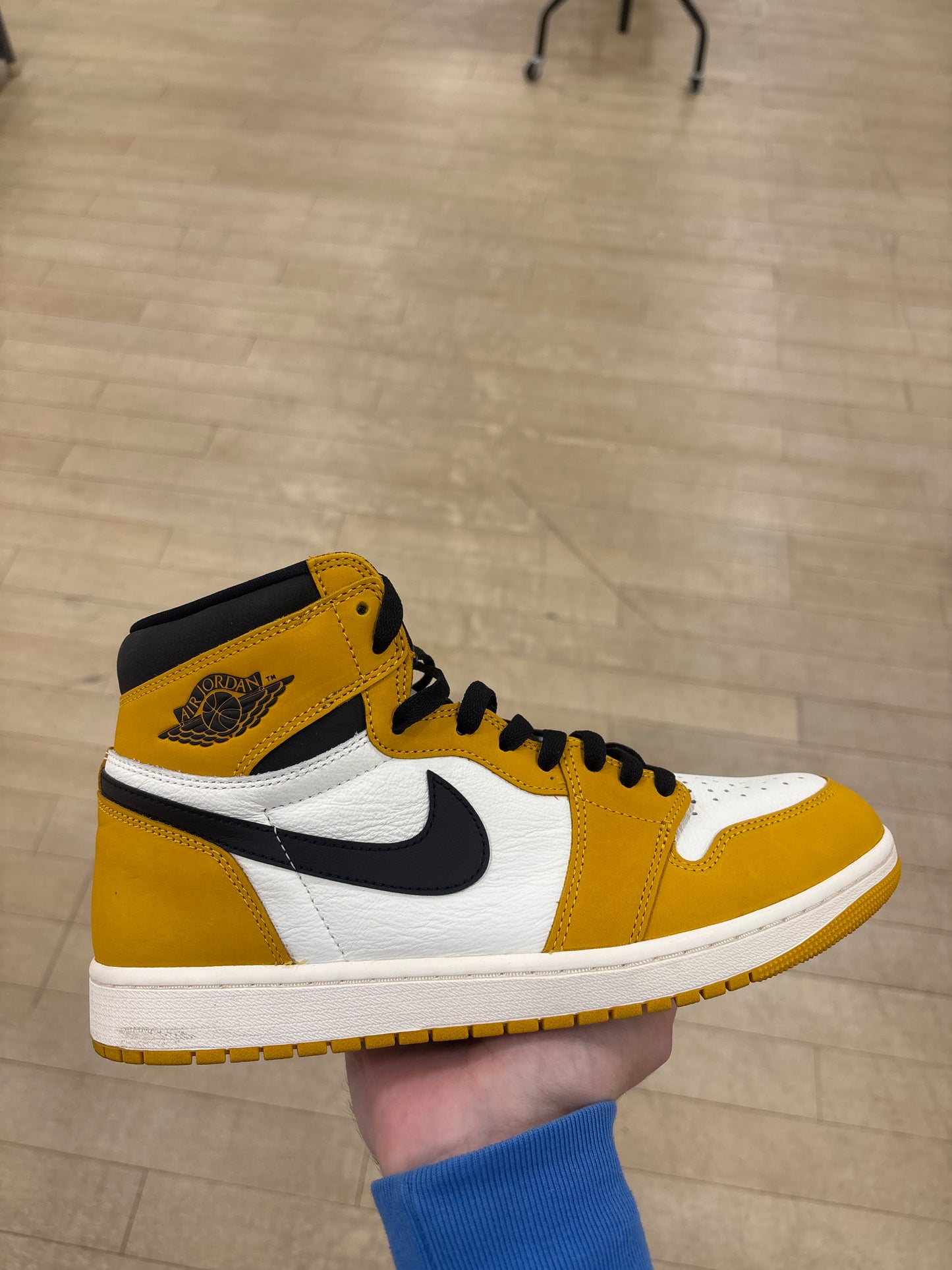 Jordan 1 High Yellow Ochre (Used)