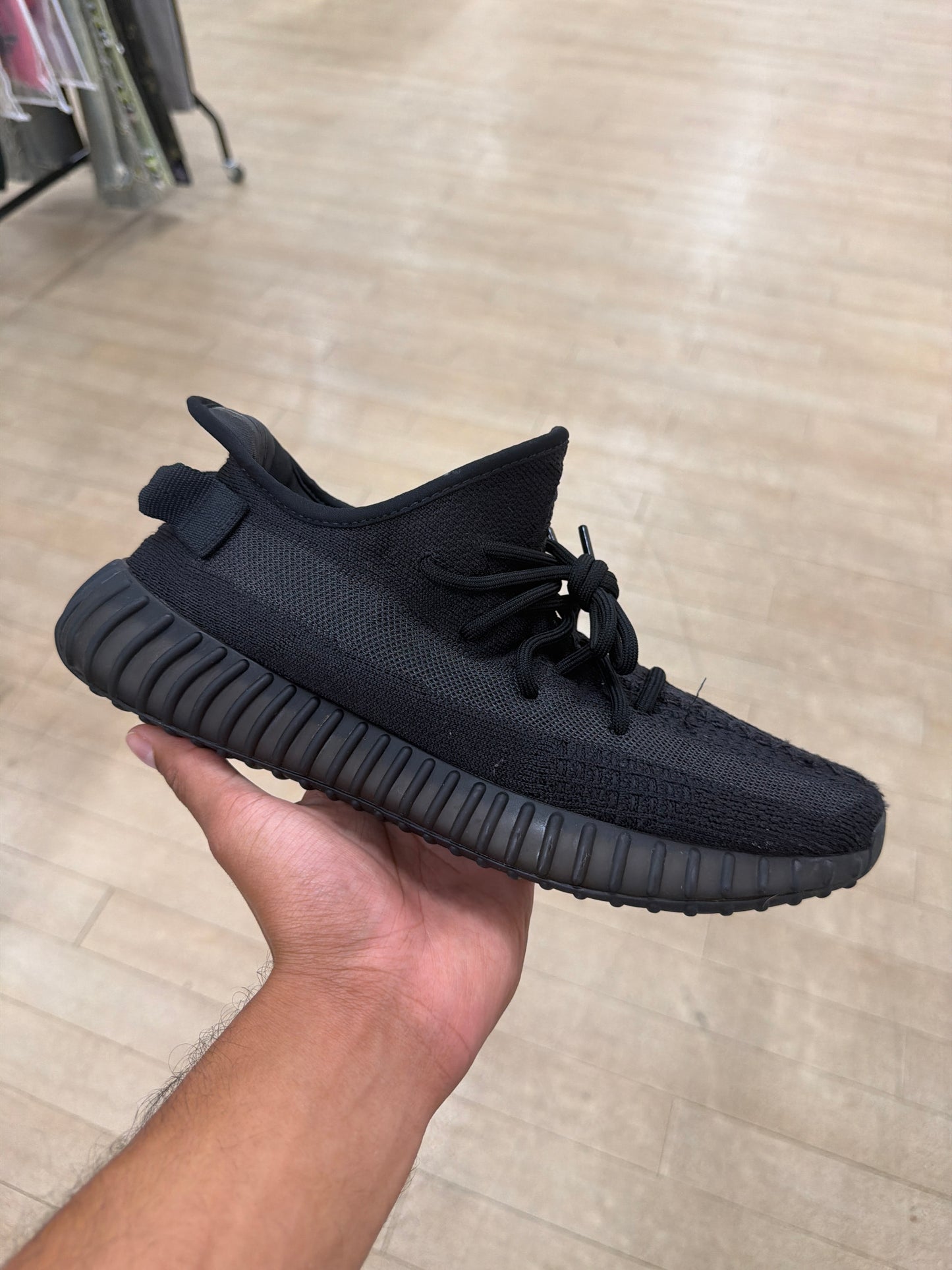 Yeezy 350 V2 Onyx (Used)