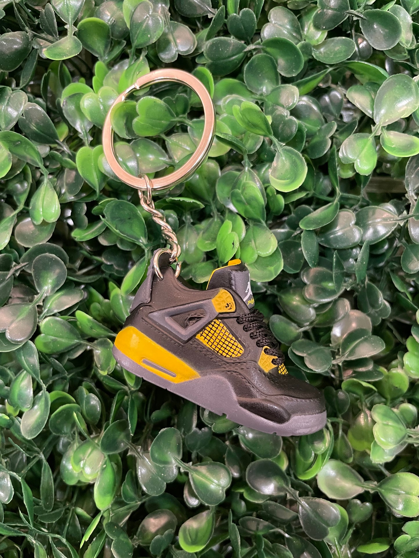 Jordan 4 Thunder Keychain