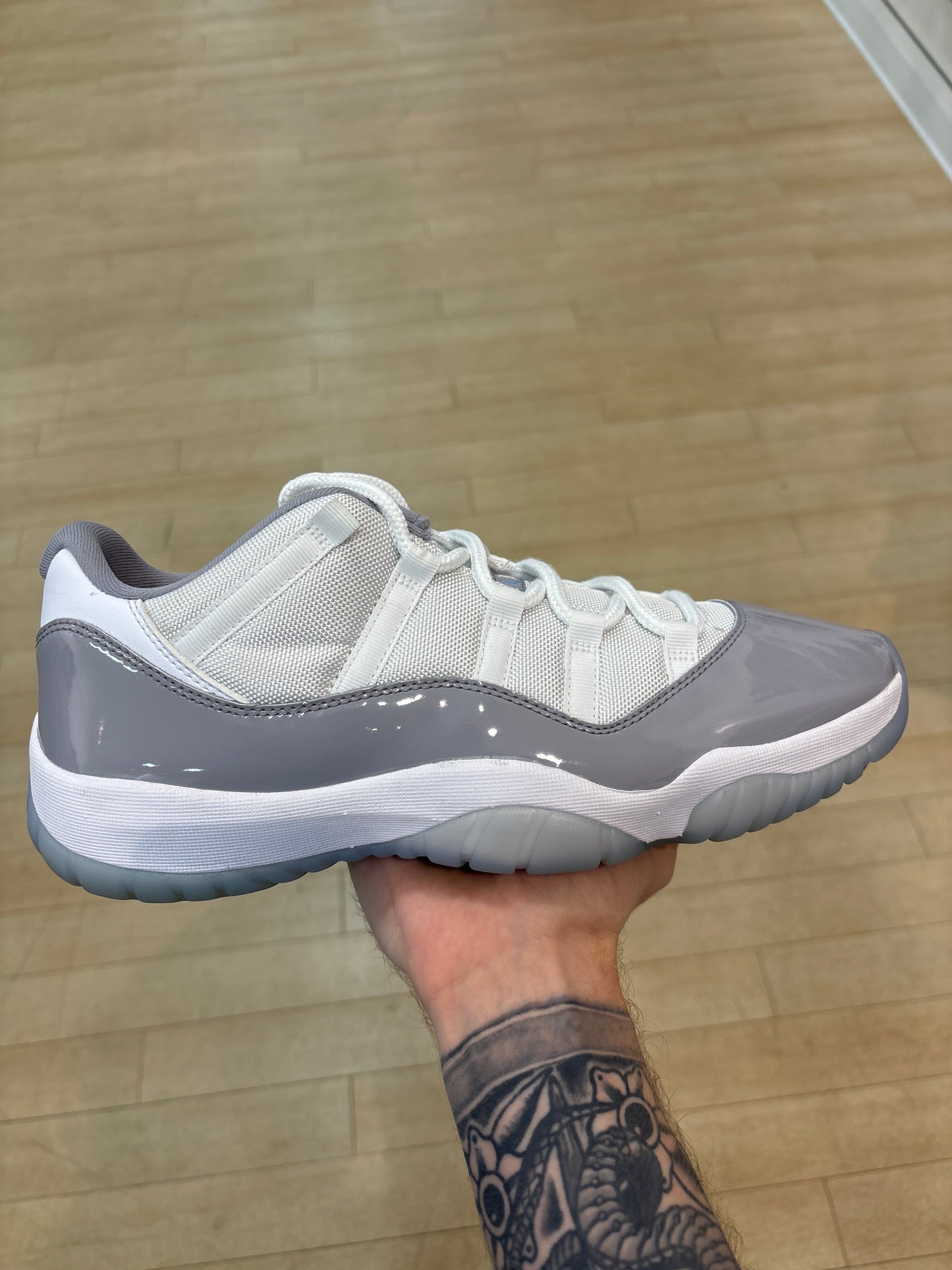 Jordan 11 Low Cement Grey (Used)