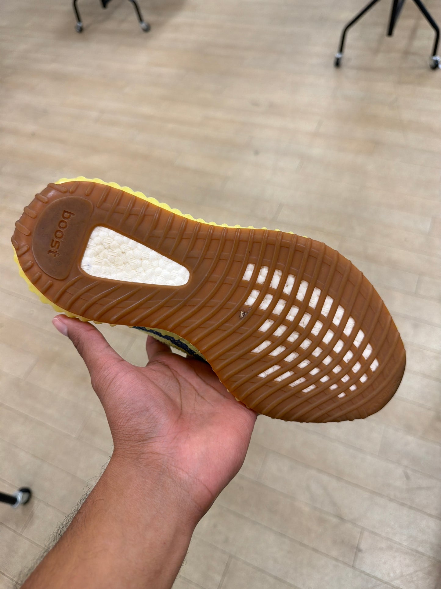 Yeezy 350 Semi Frozen Yellow  (Used)